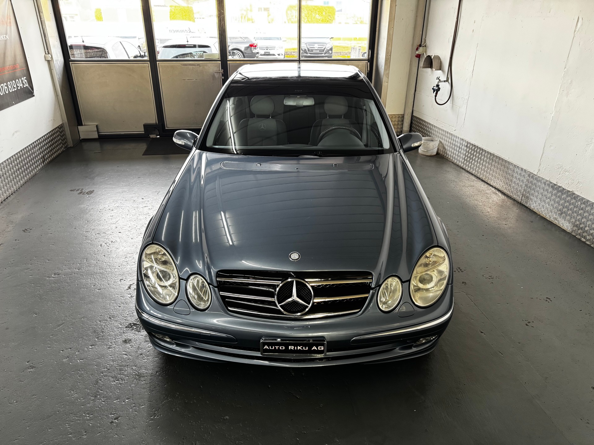MERCEDES-BENZ E 270 CDI Elégance-showroom-element-2