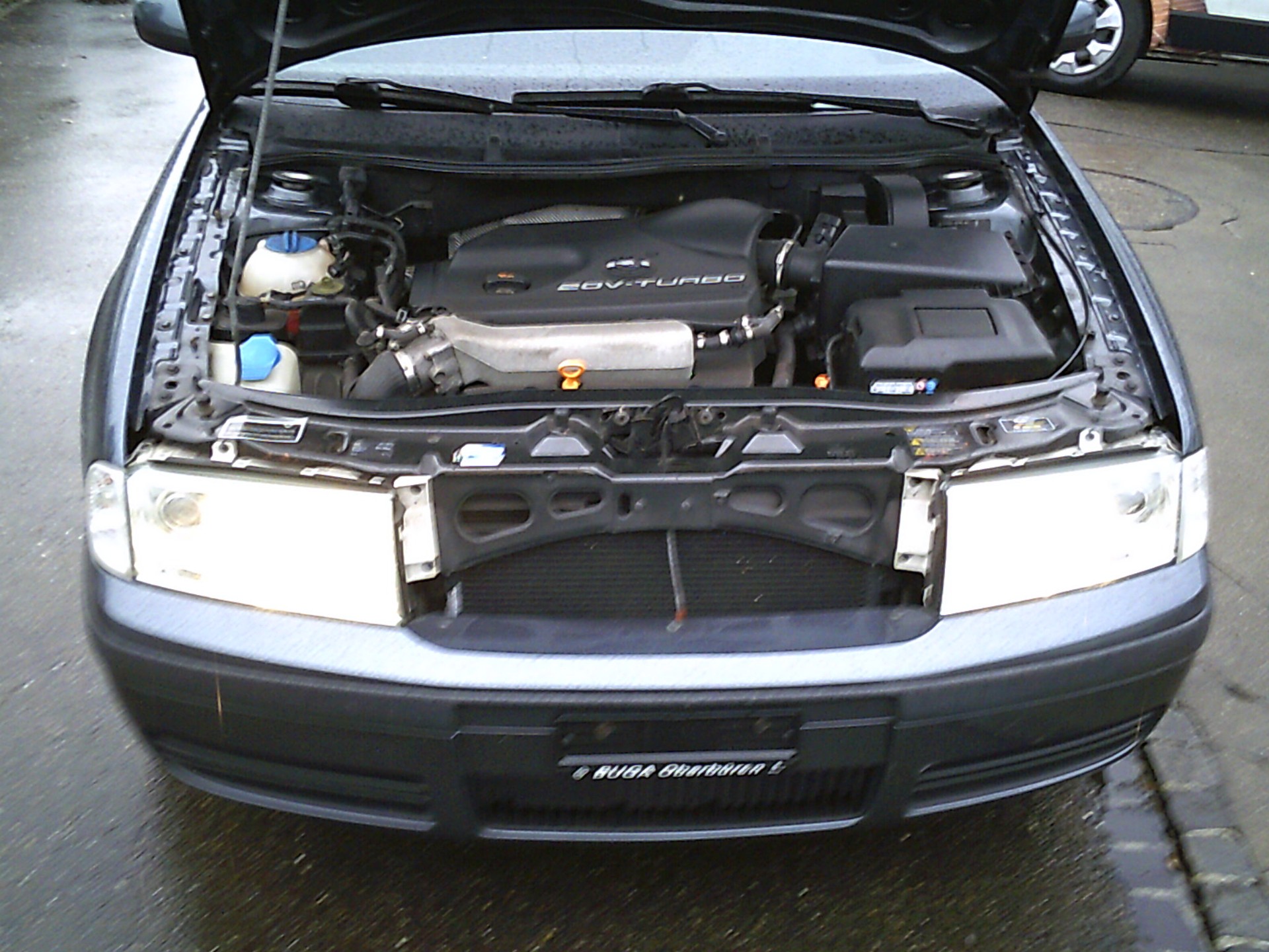 SKODA Octavia 1.8 Turbo Tour-image-12