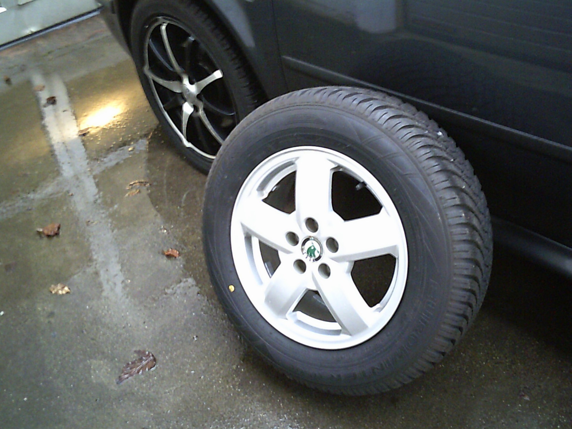 SKODA Octavia 1.8 Turbo Tour-image-13