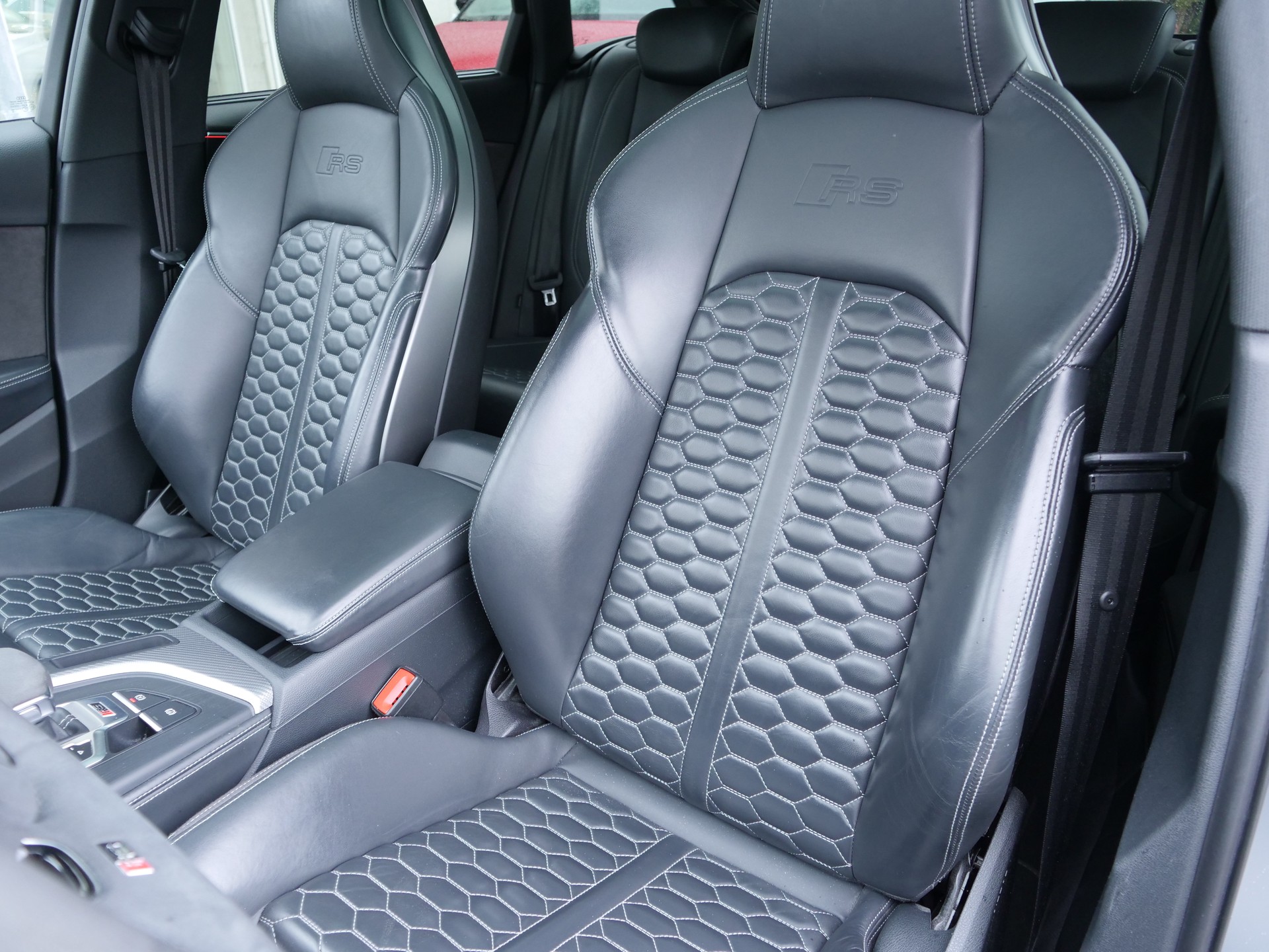 AUDI RS4 Avant 2.9 TFSI quattro tiptronic-image-8