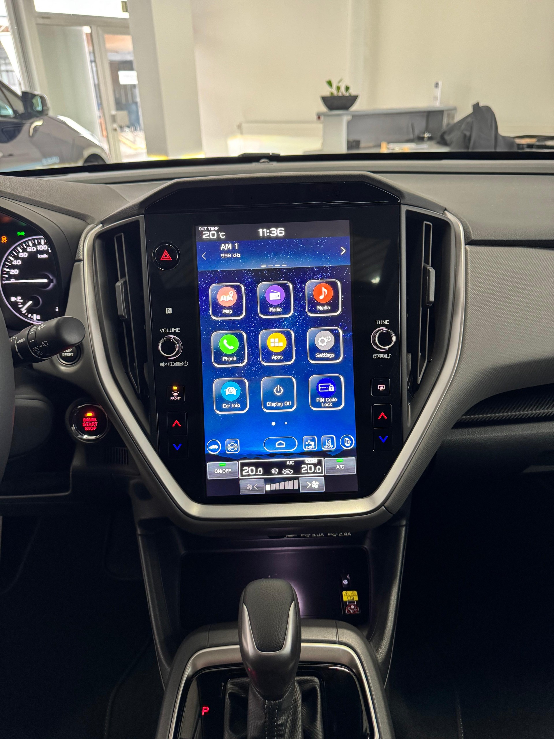 SUBARU Crosstrek 2.0i e-Boxer Luxury-image-10