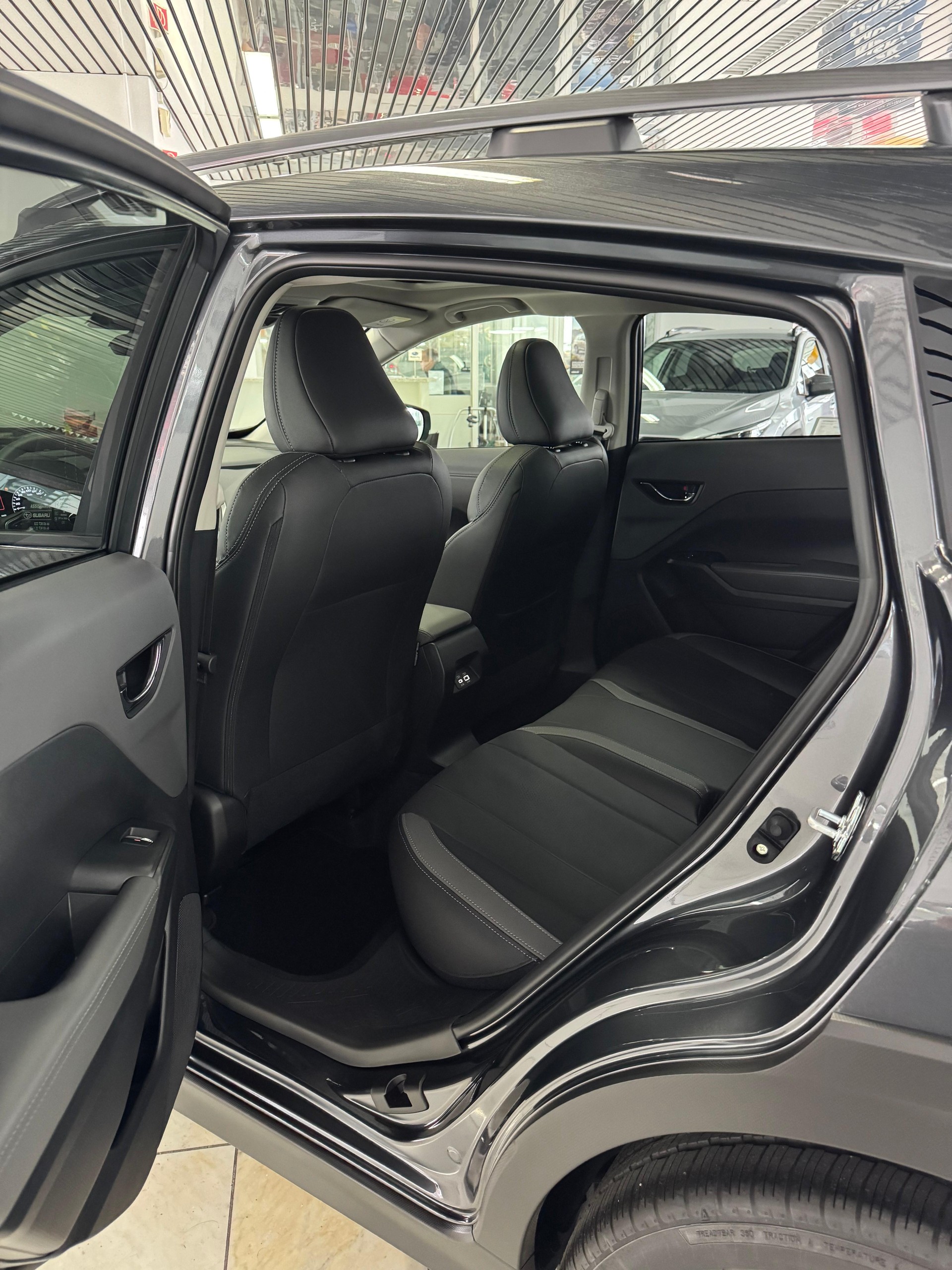 SUBARU Crosstrek 2.0i e-Boxer Luxury-image-6