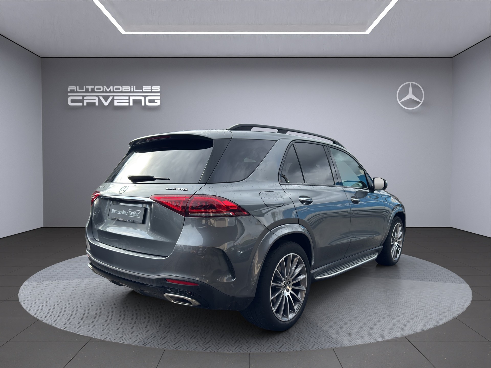 MERCEDES-BENZ GLE 450 4Matic AMG Line 9G-Tronic-image-4