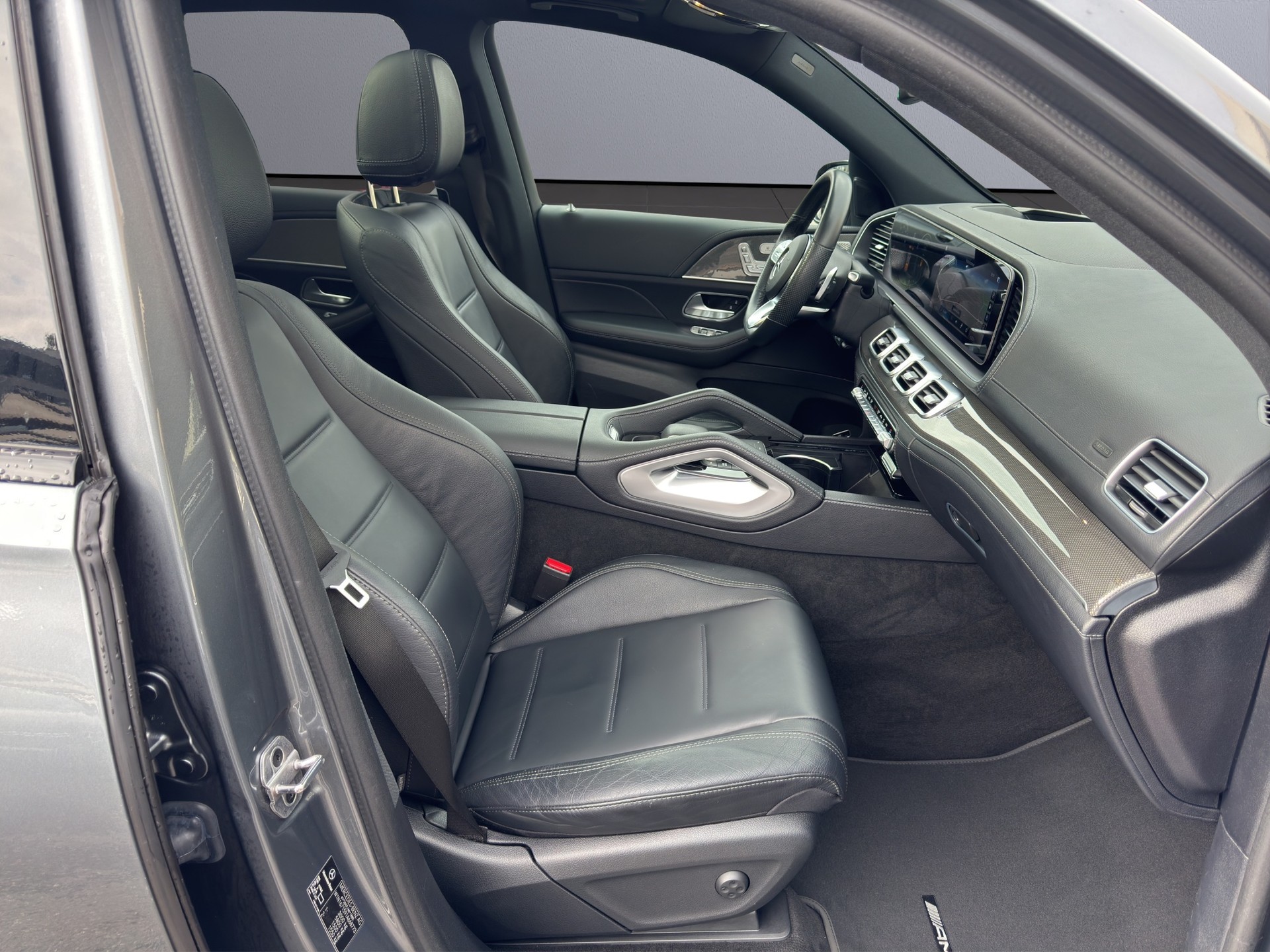 MERCEDES-BENZ GLE 450 4Matic AMG Line 9G-Tronic-image-14