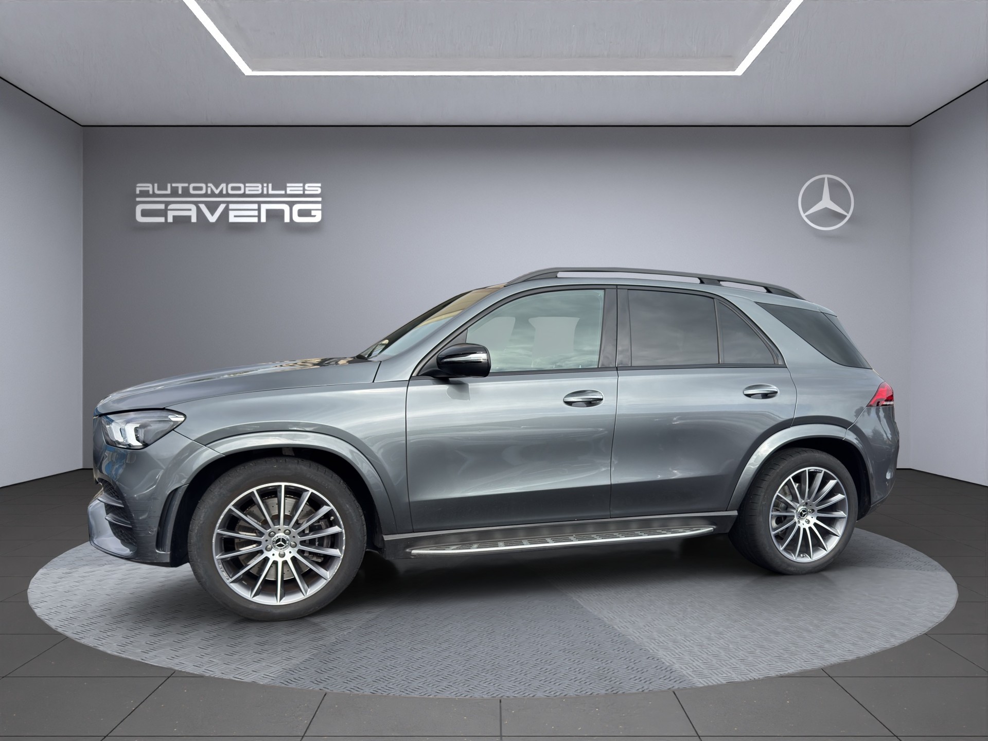 MERCEDES-BENZ GLE 450 4Matic AMG Line 9G-Tronic-showroom-element-1
