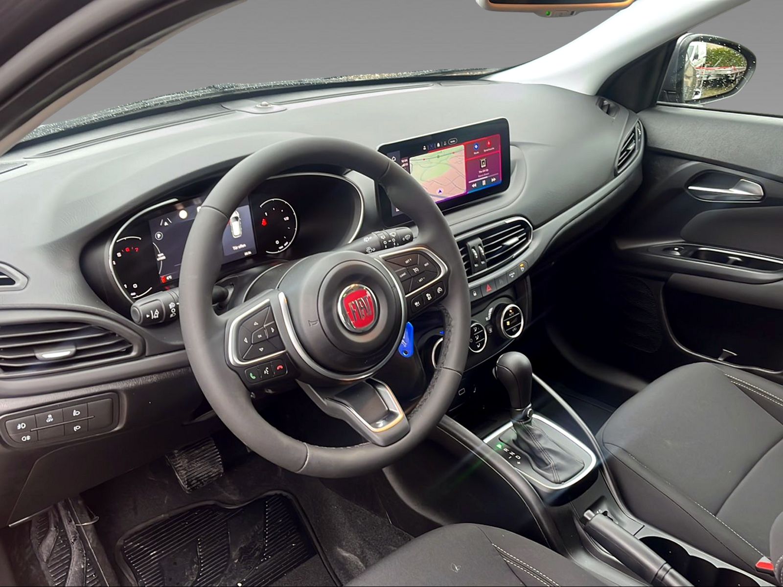 FIAT Tipo 1.5 Hybrid Swiss Edition-image-10