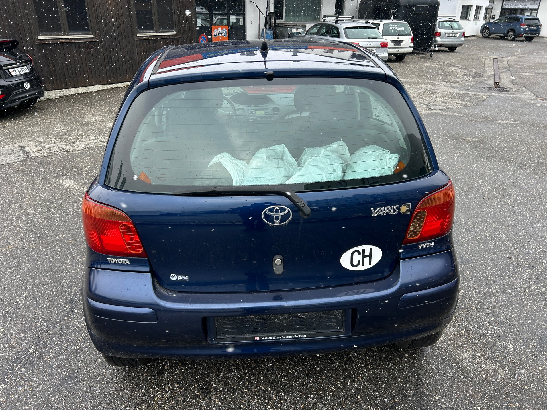 TOYOTA Yaris 1.3 Linea Sol-image-4
