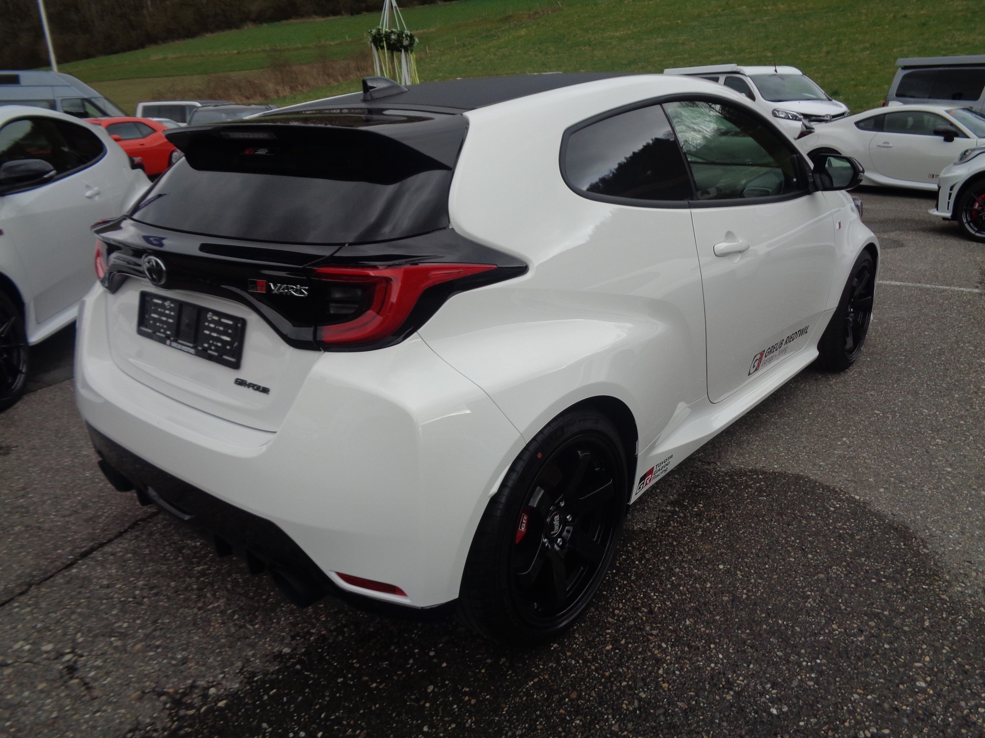 TOYOTA Yaris 1.6 GR Sport-image-4