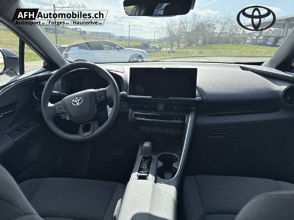 TOYOTA C-HR 2.0 PHEV Swiss Edition-image-12