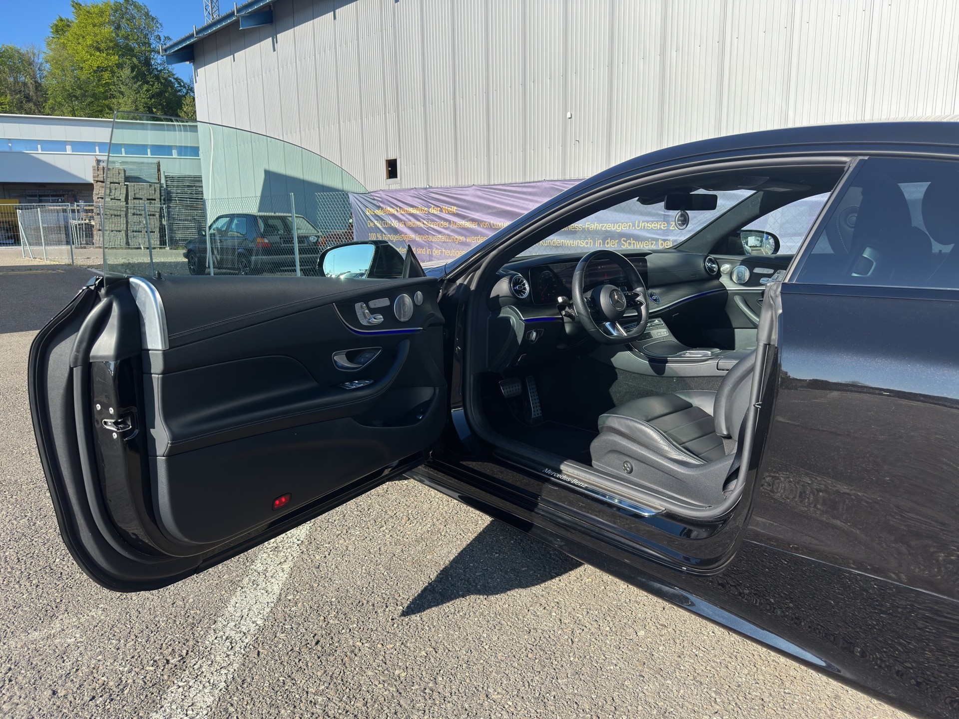 MERCEDES-BENZ E 200 Coupé 4Matic AMG Line 9G-Tronic-image-18