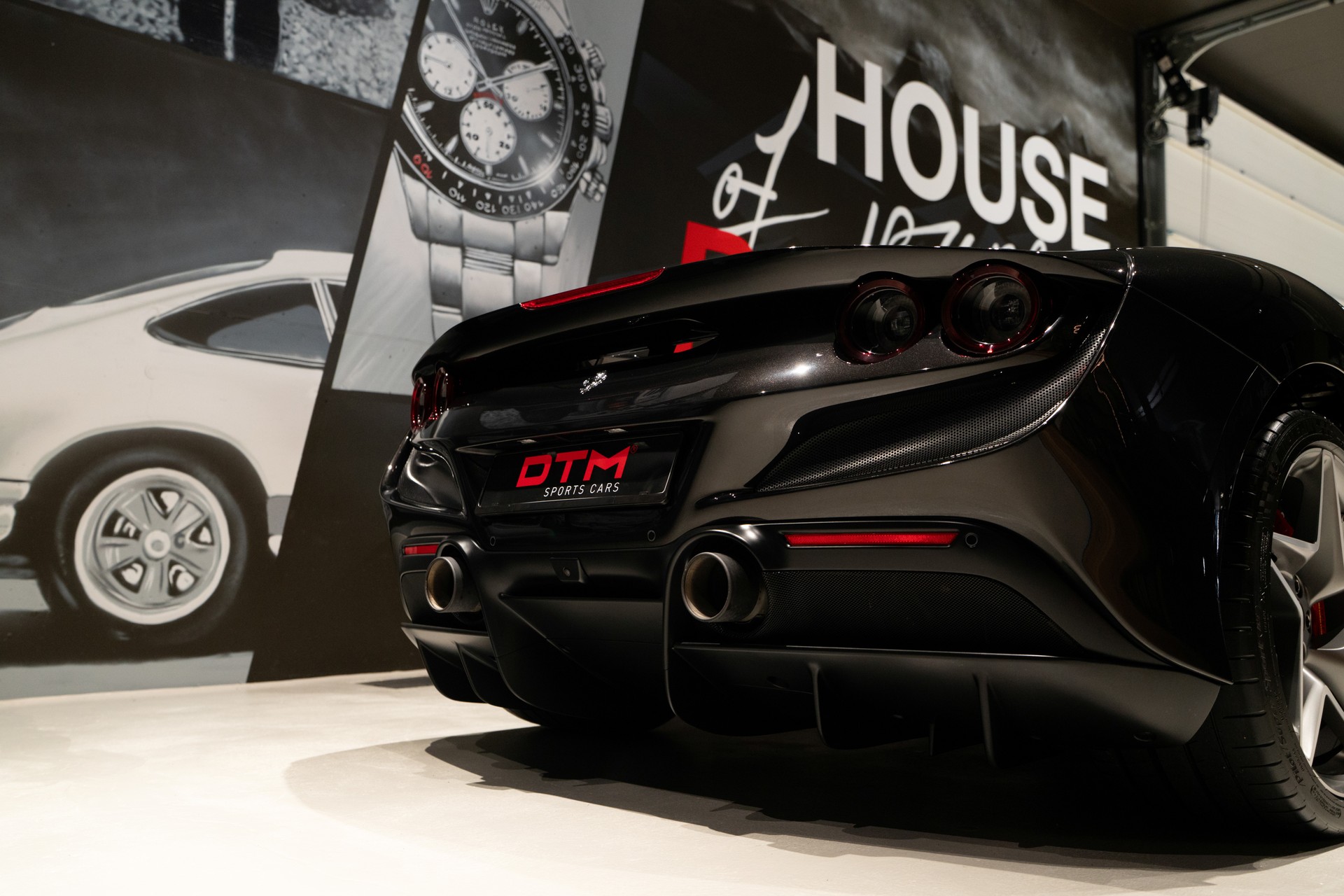 FERRARI F8 Spider-image-7