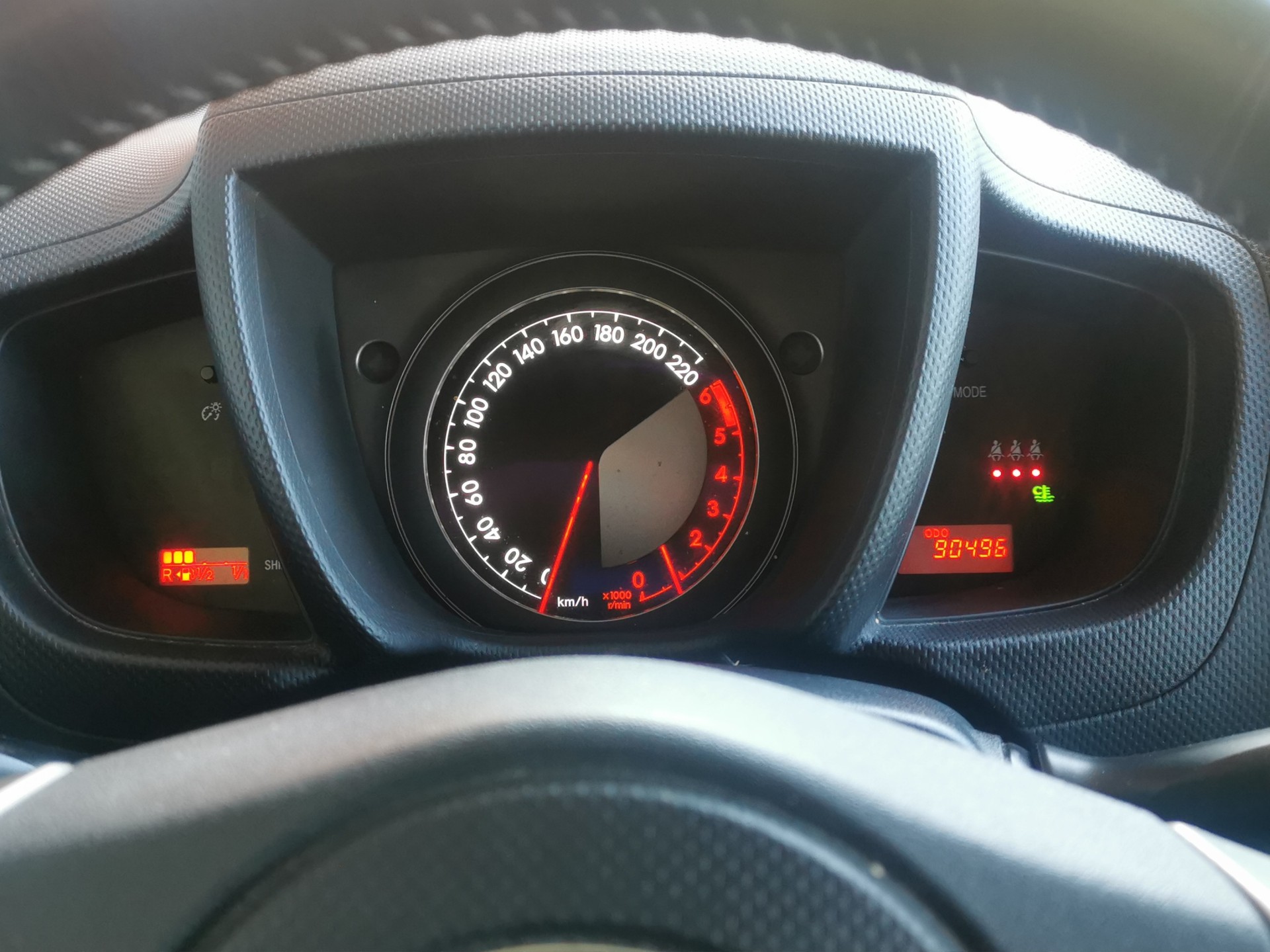 TOYOTA UrbanCruiser 1.4 D-4D Linea Terra 4WD-image-14