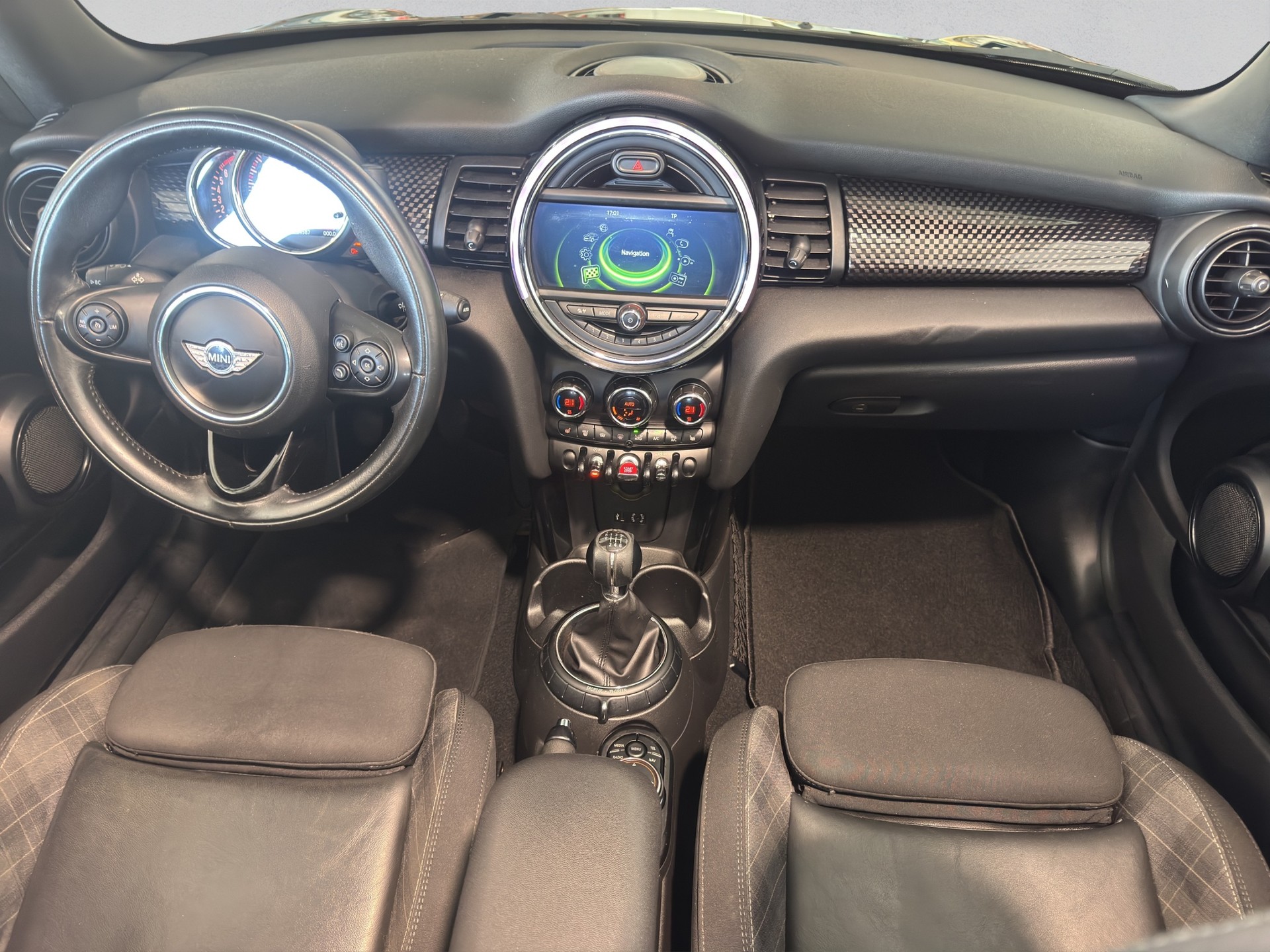 MINI Cooper S Cabriolet-image-14
