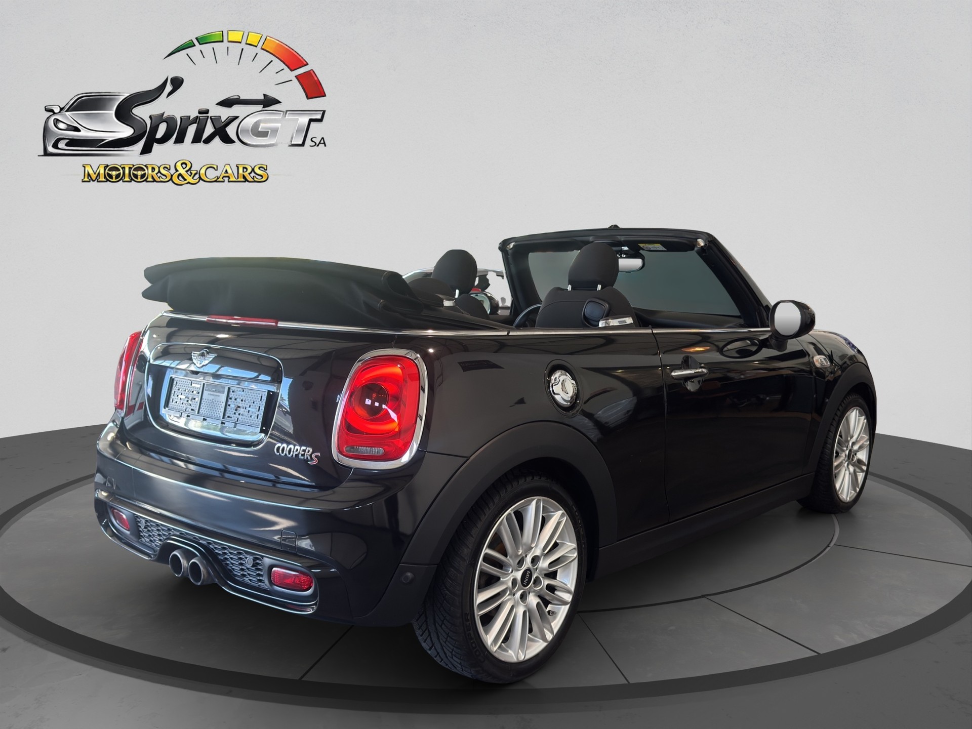 MINI Cooper S Cabriolet-image-4