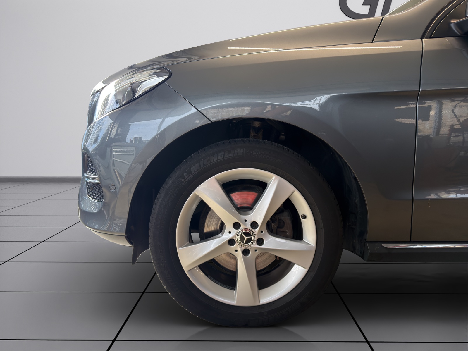 MERCEDES-BENZ GLE 250 d Executive 4Matic 9G-Tronic-image-4