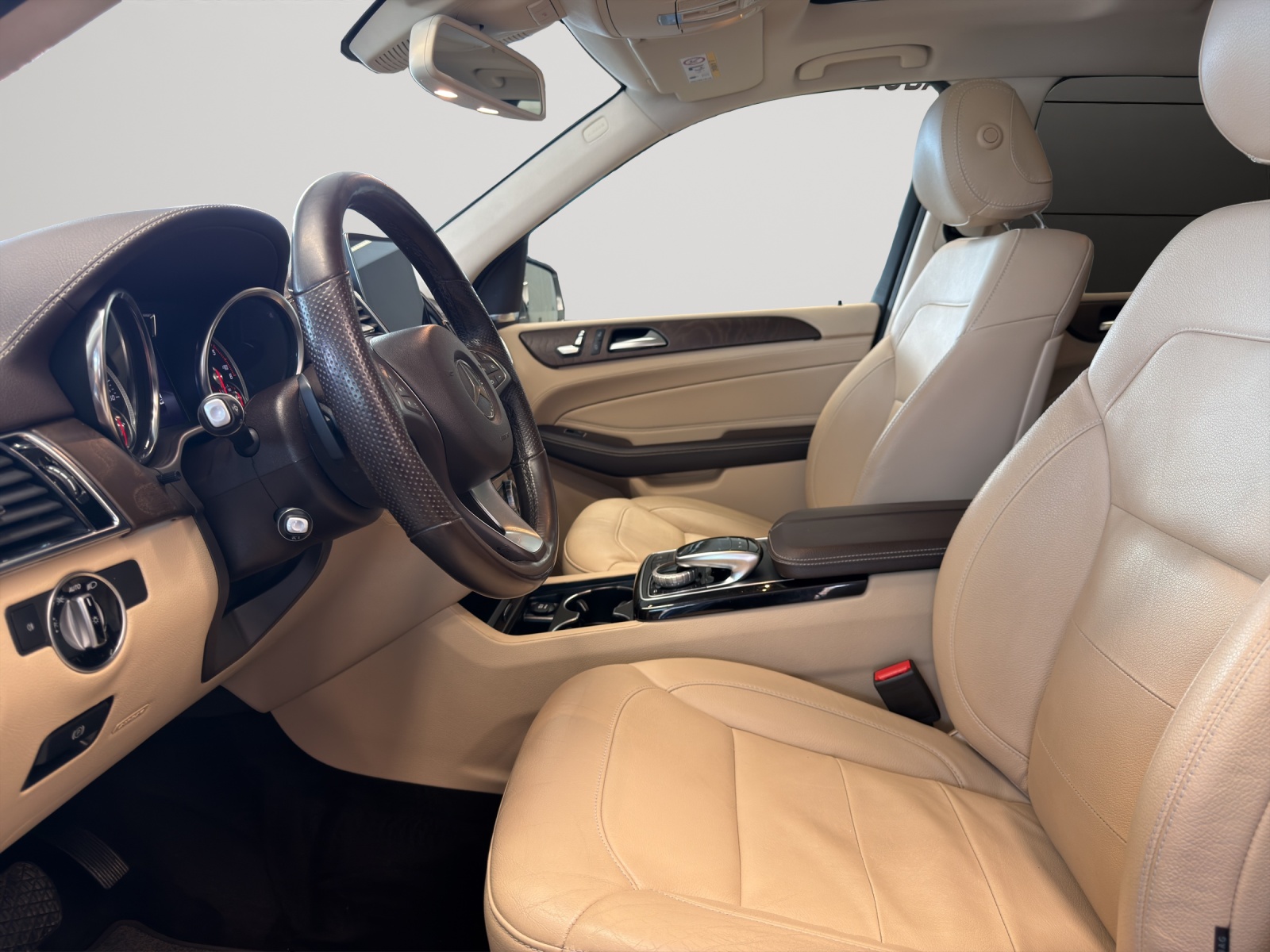 MERCEDES-BENZ GLE 250 d Executive 4Matic 9G-Tronic-image-6