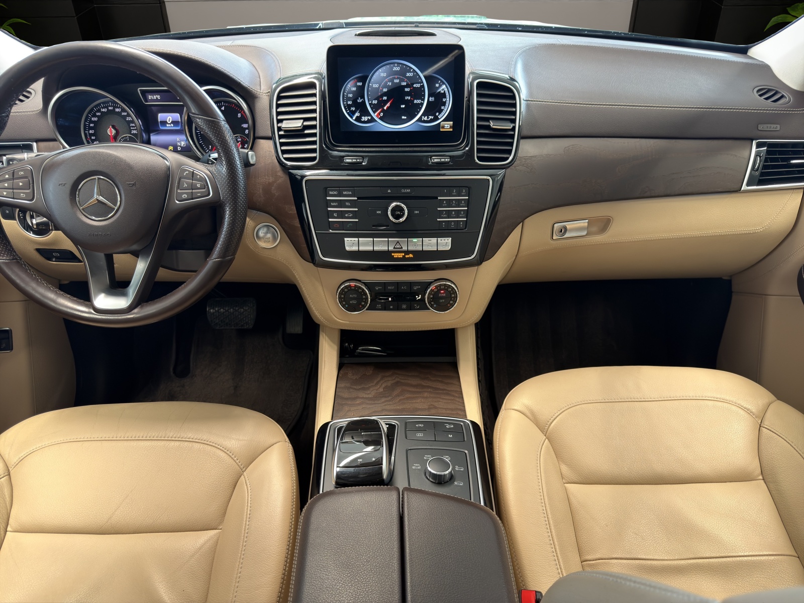 MERCEDES-BENZ GLE 250 d Executive 4Matic 9G-Tronic-image-9