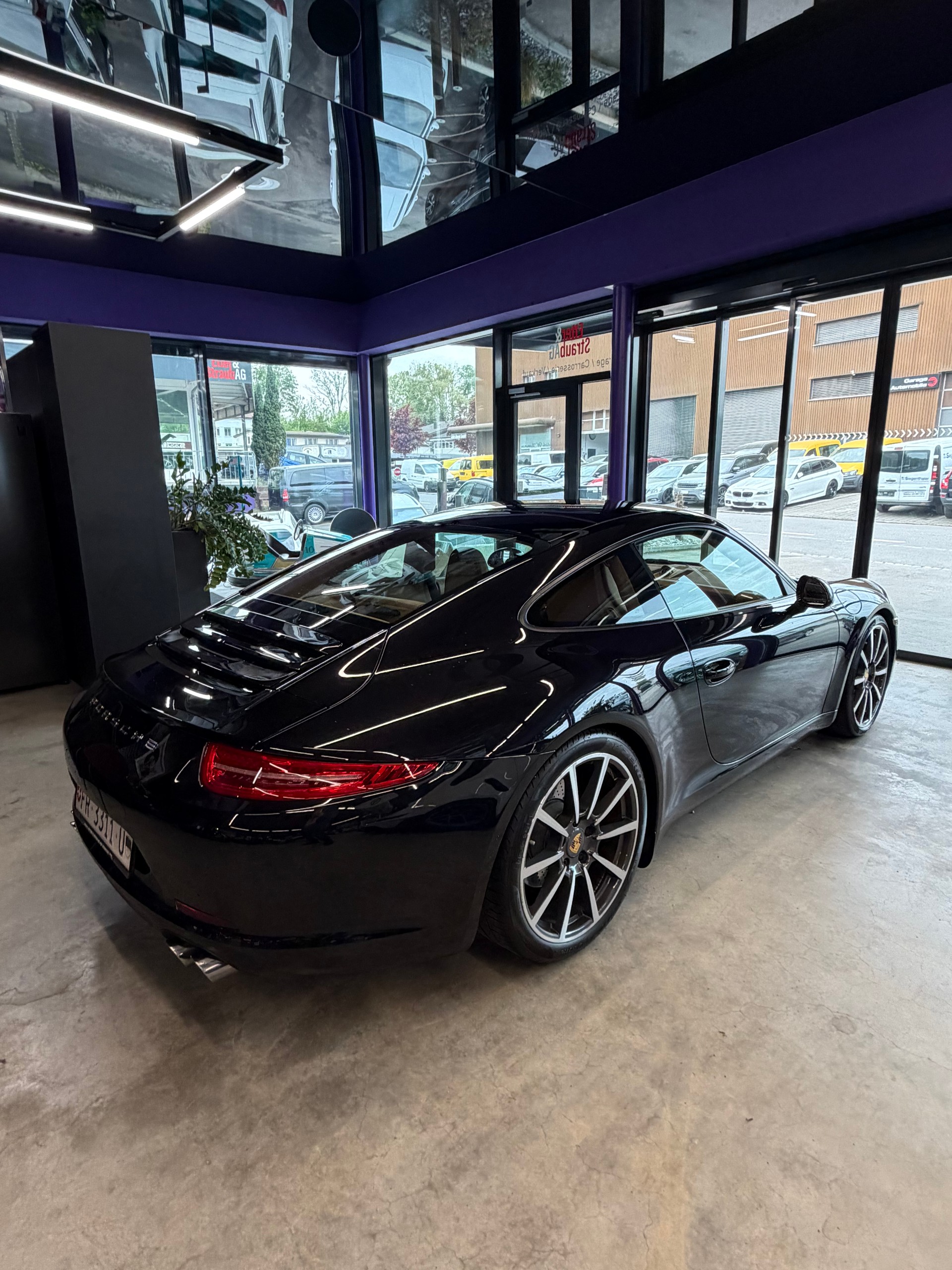PORSCHE 911 Carrera S PDK-image-6