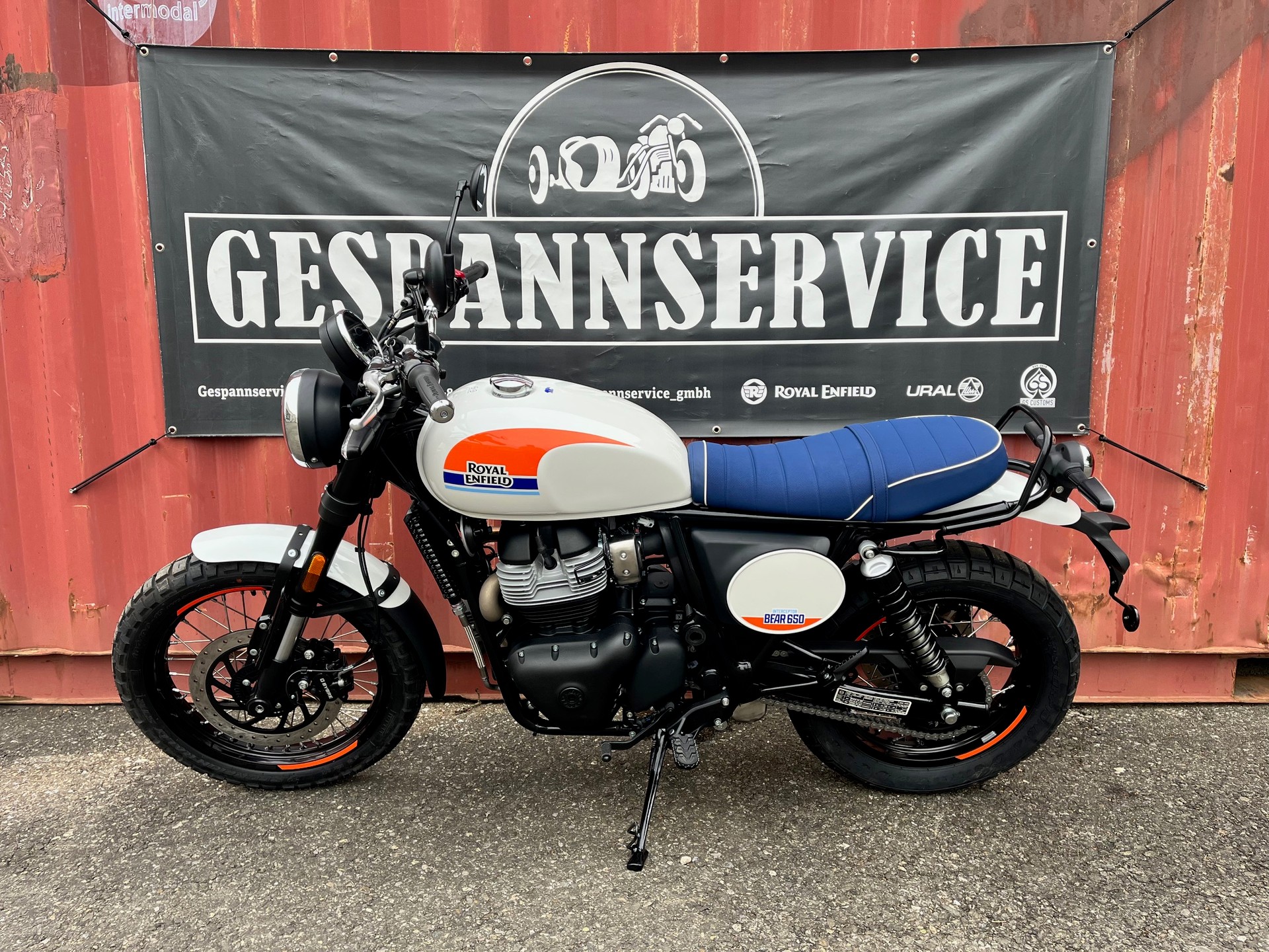 ROYAL ENFIELD Interceptor 650-image-1