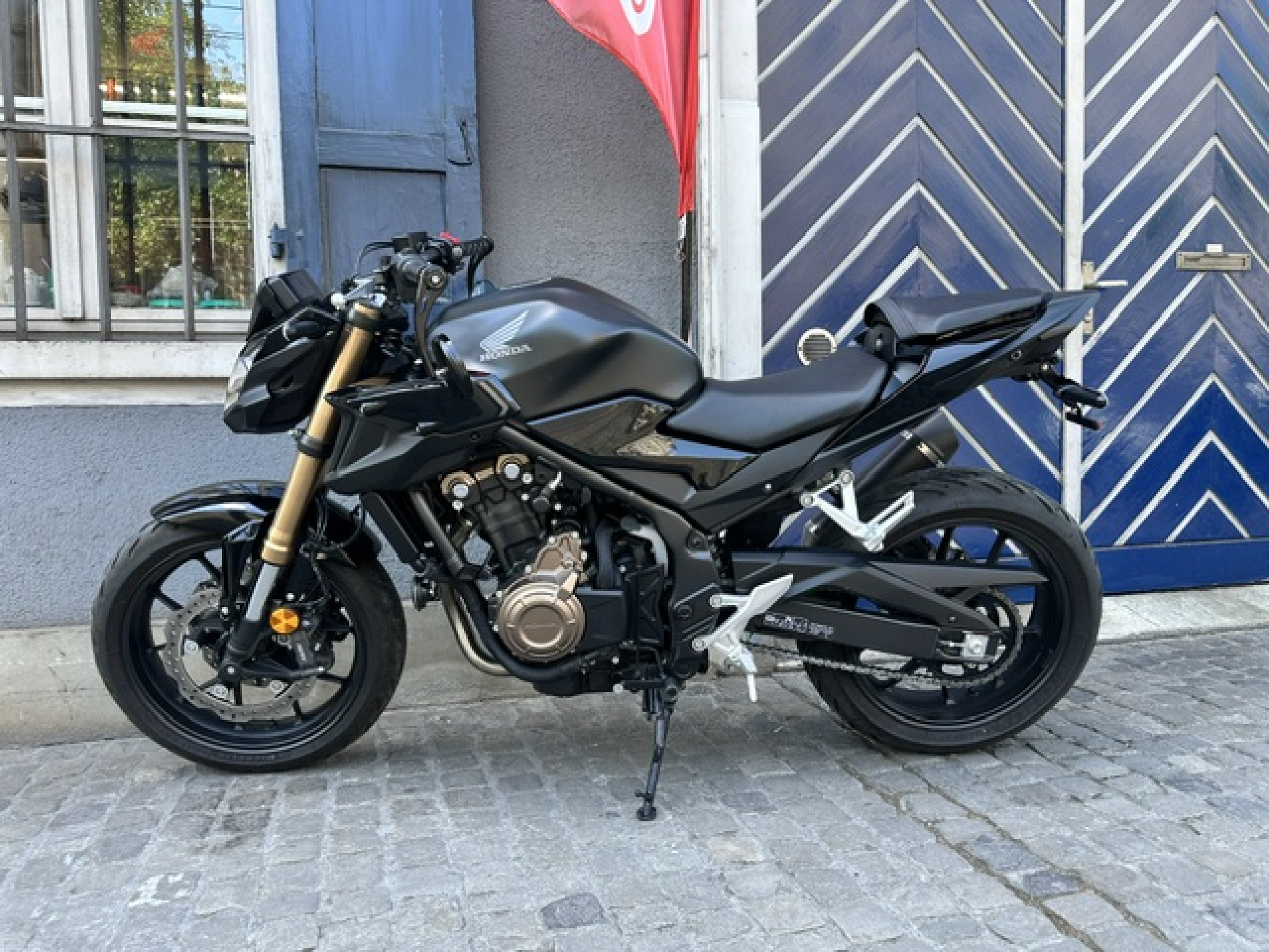 HONDA CB 500 F TOP Occasion mit wenig Kilometer-image-1