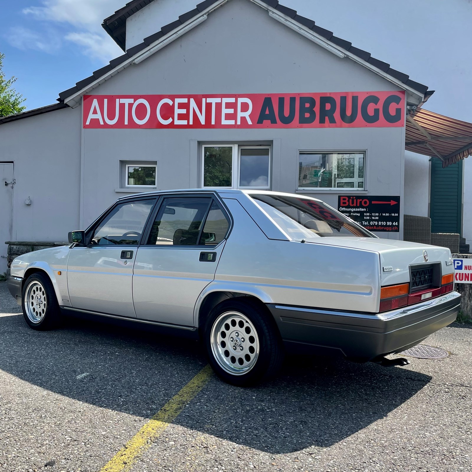 ALFA ROMEO 90 2.5 Quadrifoglio Oro *Veteran-Fahrzeug 05.2026*-showroom-element-3