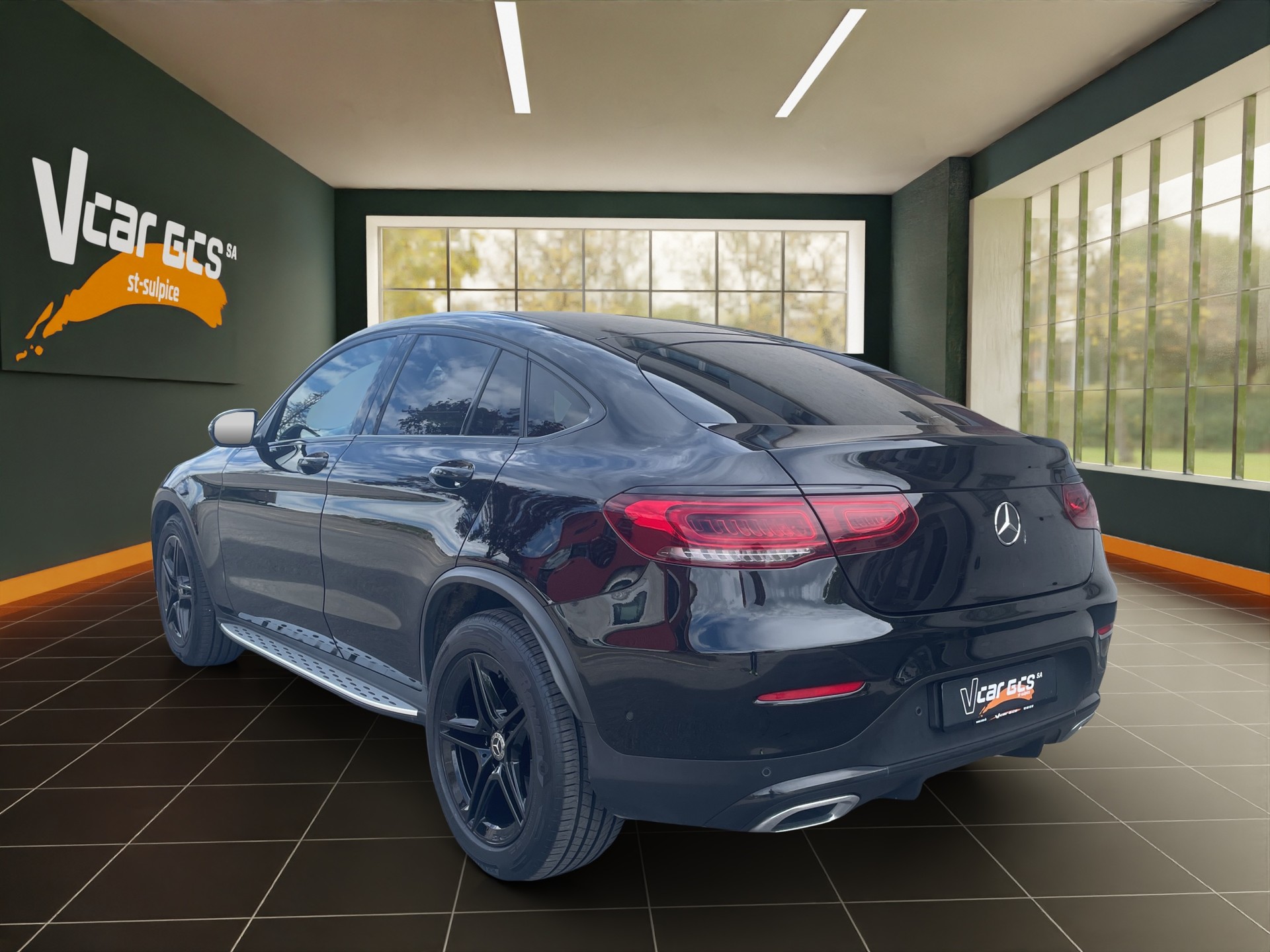 MERCEDES-BENZ GLC Coupé 220 d AMG Line 4Matic 9G-Tronic-image-2