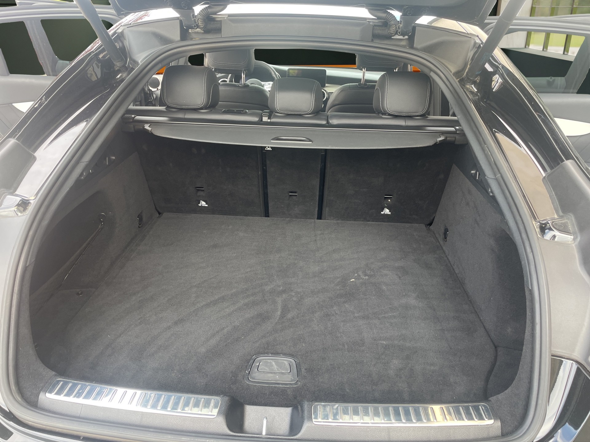 MERCEDES-BENZ GLC Coupé 220 d AMG Line 4Matic 9G-Tronic-image-15