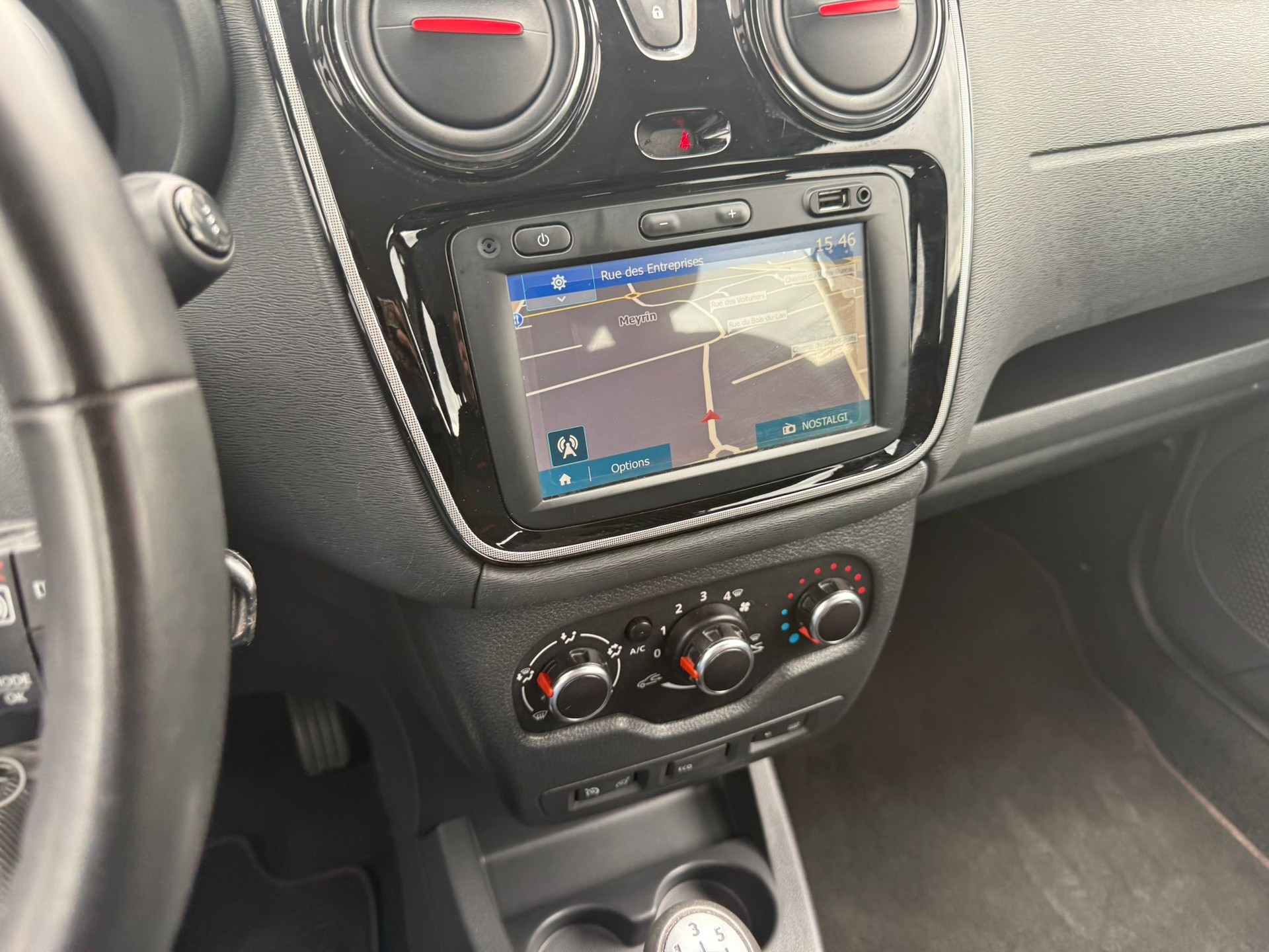 DACIA Lodgy 1.6 Stepway 5PL-image-11