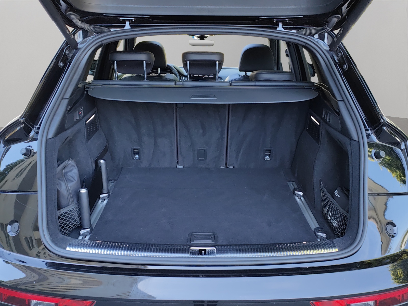 AUDI SQ5 TDI quattro tiptronic-image-13