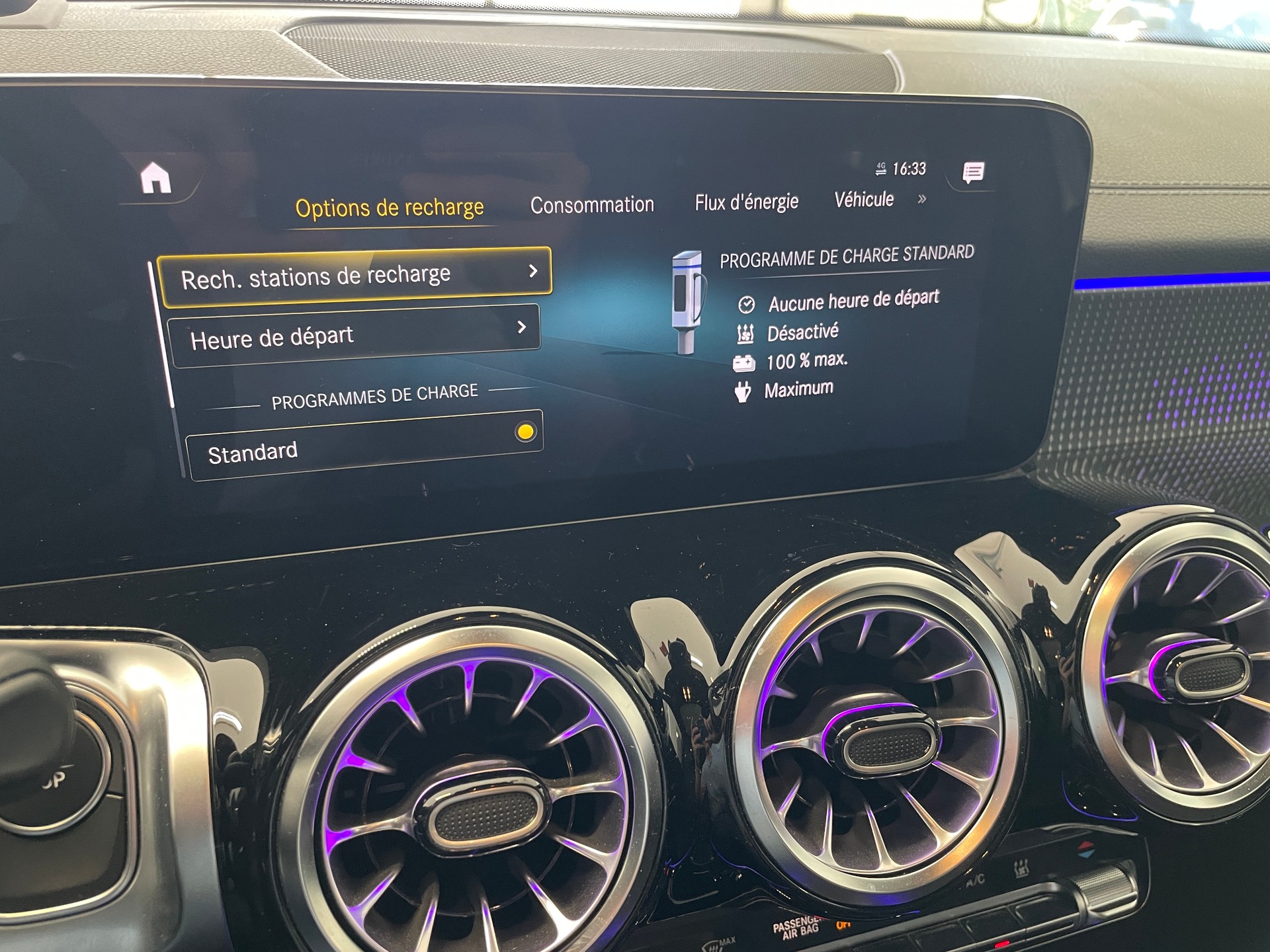MERCEDES-BENZ EQB 350 AMG Line 4Matic 7 places-image-17
