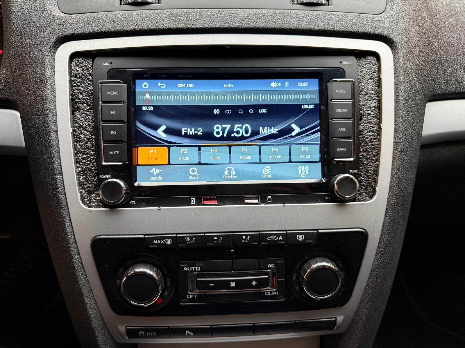 SKODA Octavia Combi 1.8 T-FSI Ambiente-image-20