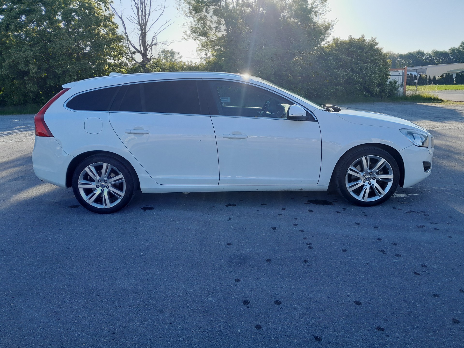 VOLVO 2.4 D5 Summum AWD