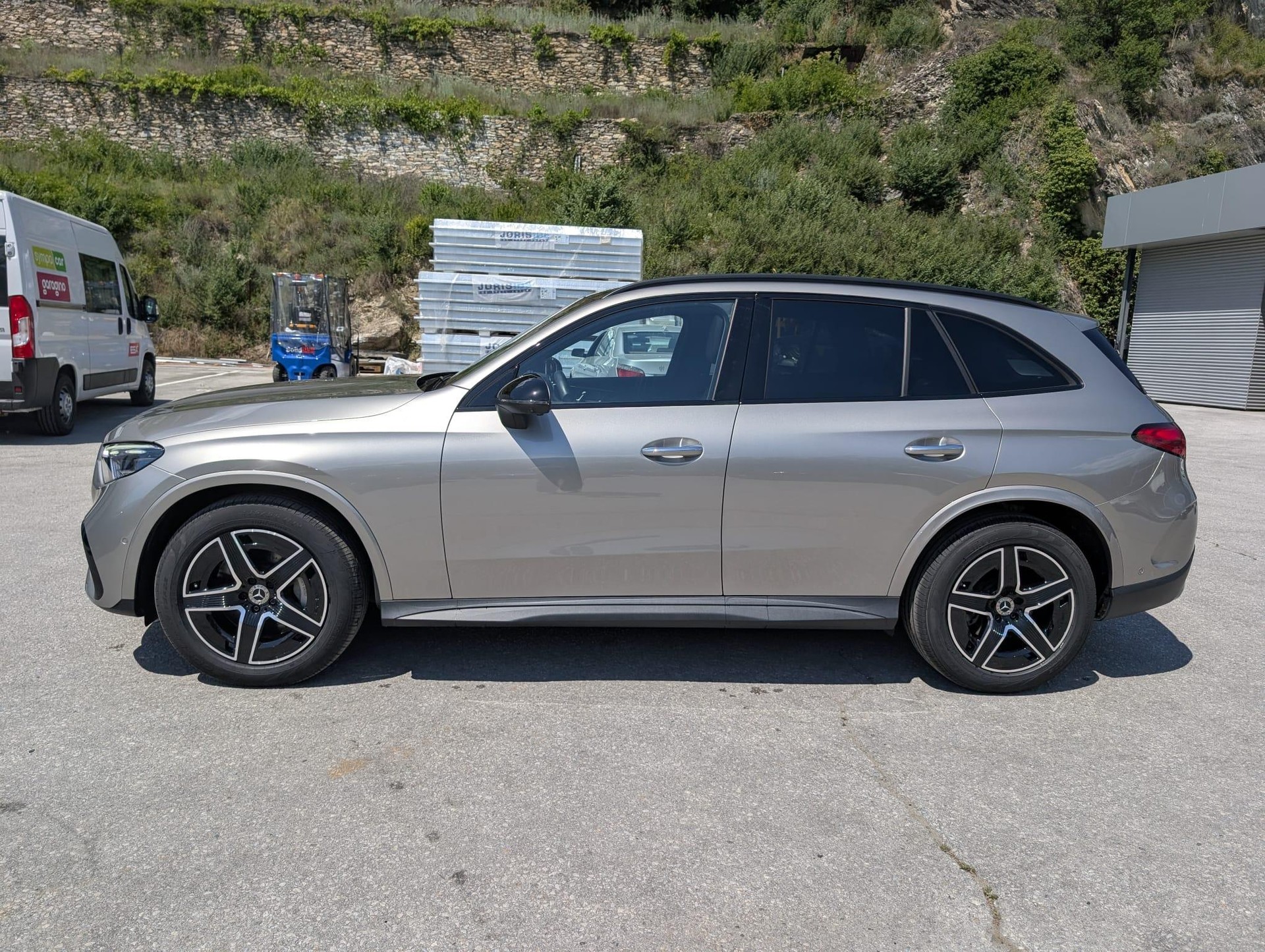 MERCEDES-BENZ GLC 200 4m-image-1