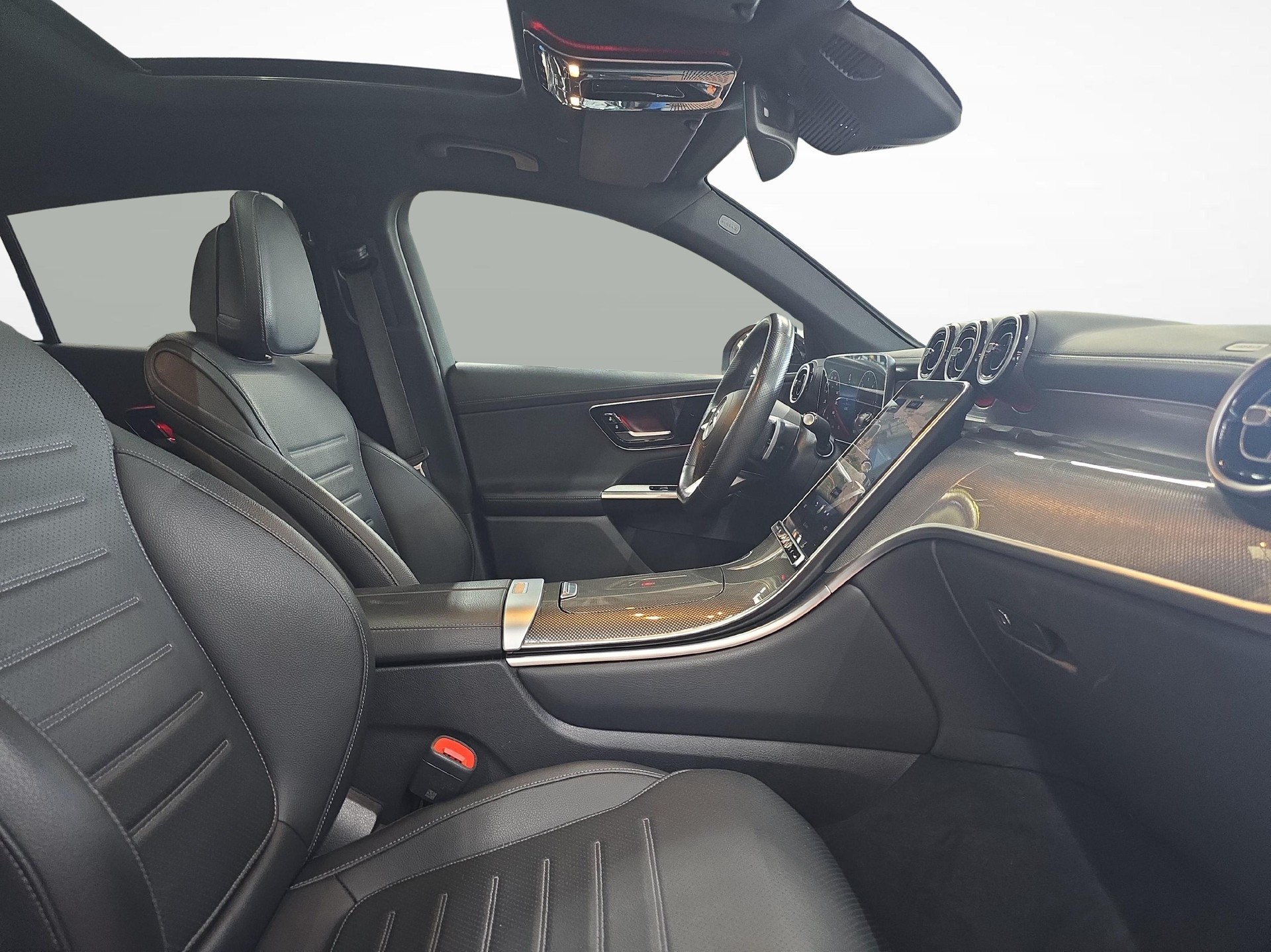 MERCEDES-BENZ GLC 220 d 4MATIC Coupé AMG Line-image-6