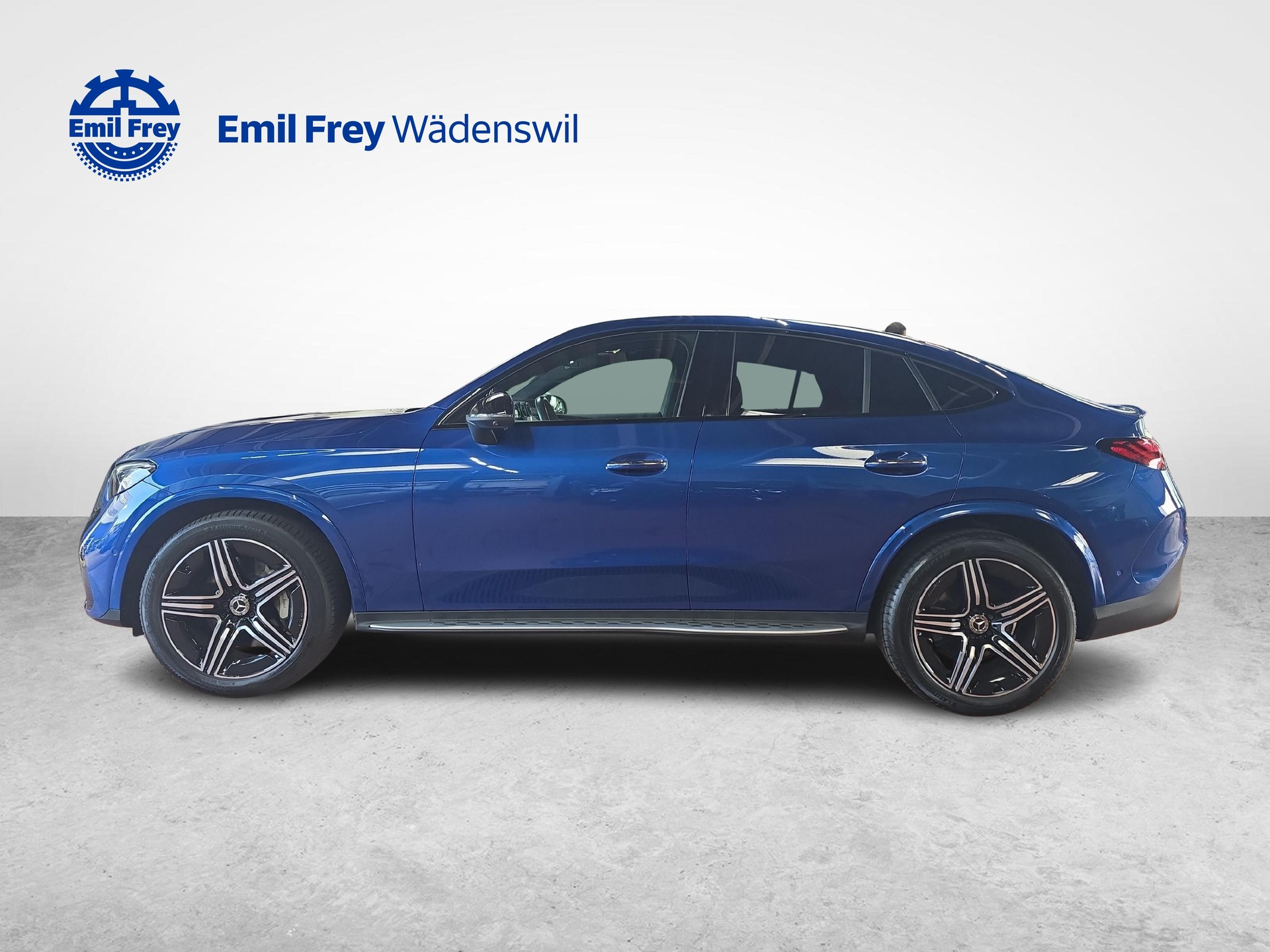 MERCEDES-BENZ GLC 220 d 4MATIC Coupé AMG Line-showroom-element-1