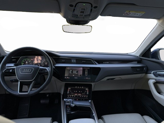 AUDI e-tron 55 Sportback S Line quattro-image-4