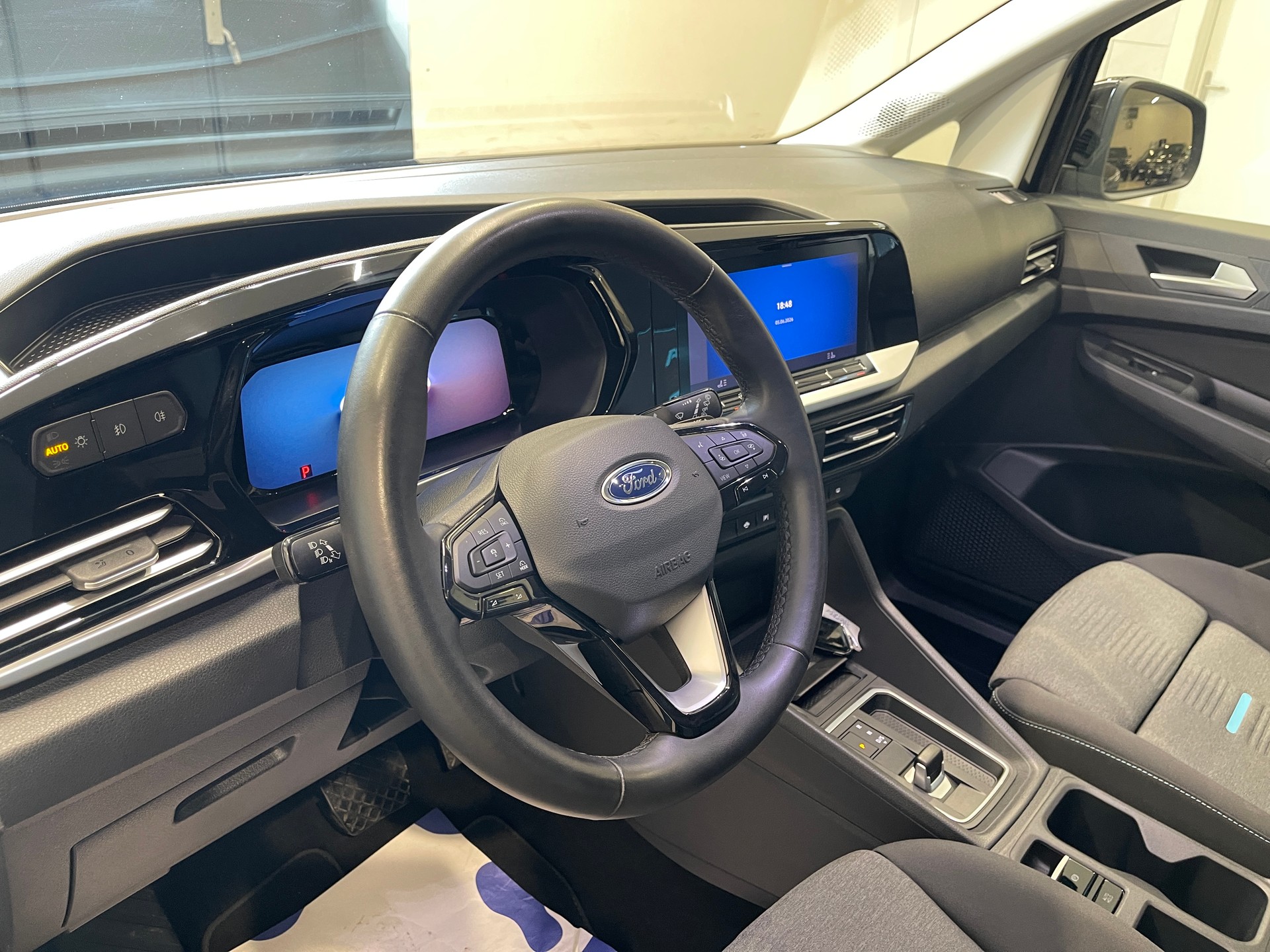 FORD Grand Tourneo Connect 2.0 EcoBlue Active Automat *7PLATZ*-image-10