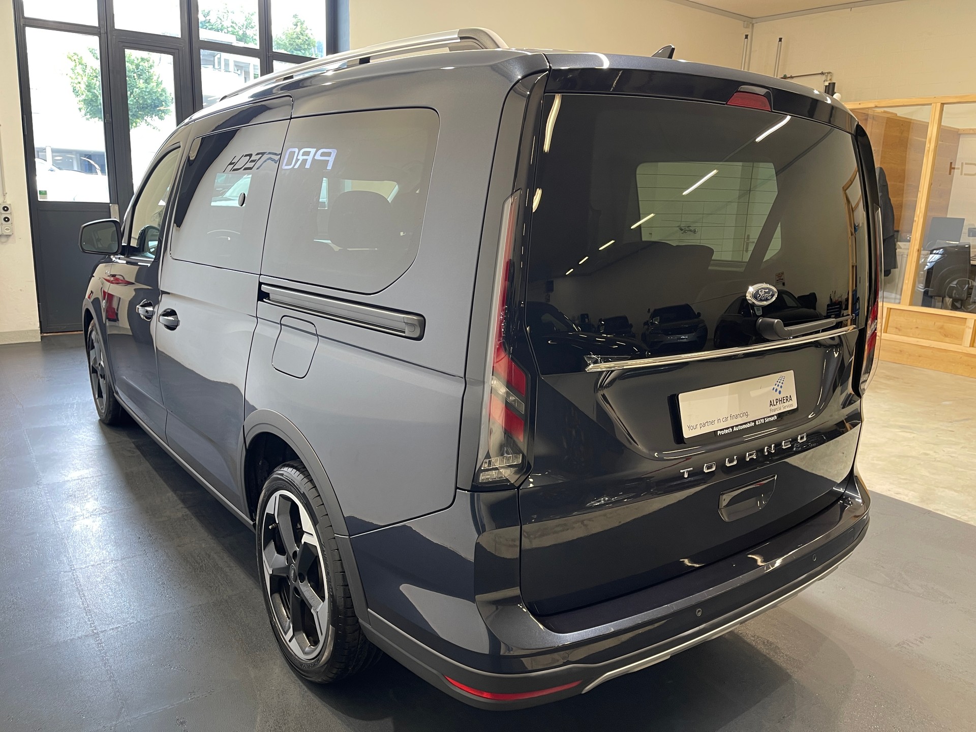 FORD Grand Tourneo Connect 2.0 EcoBlue Active Automat *7PLATZ*-image-7