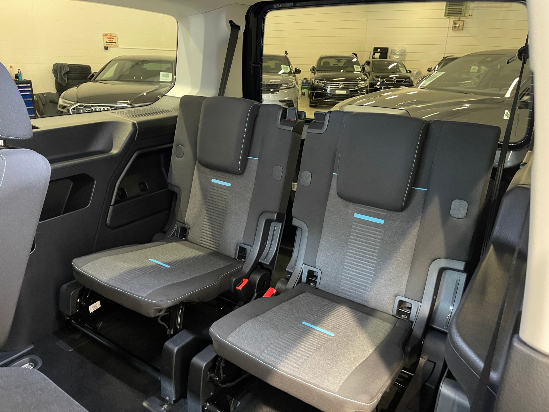 FORD Grand Tourneo Connect 2.0 EcoBlue Active Automat *7PLATZ*-image-12