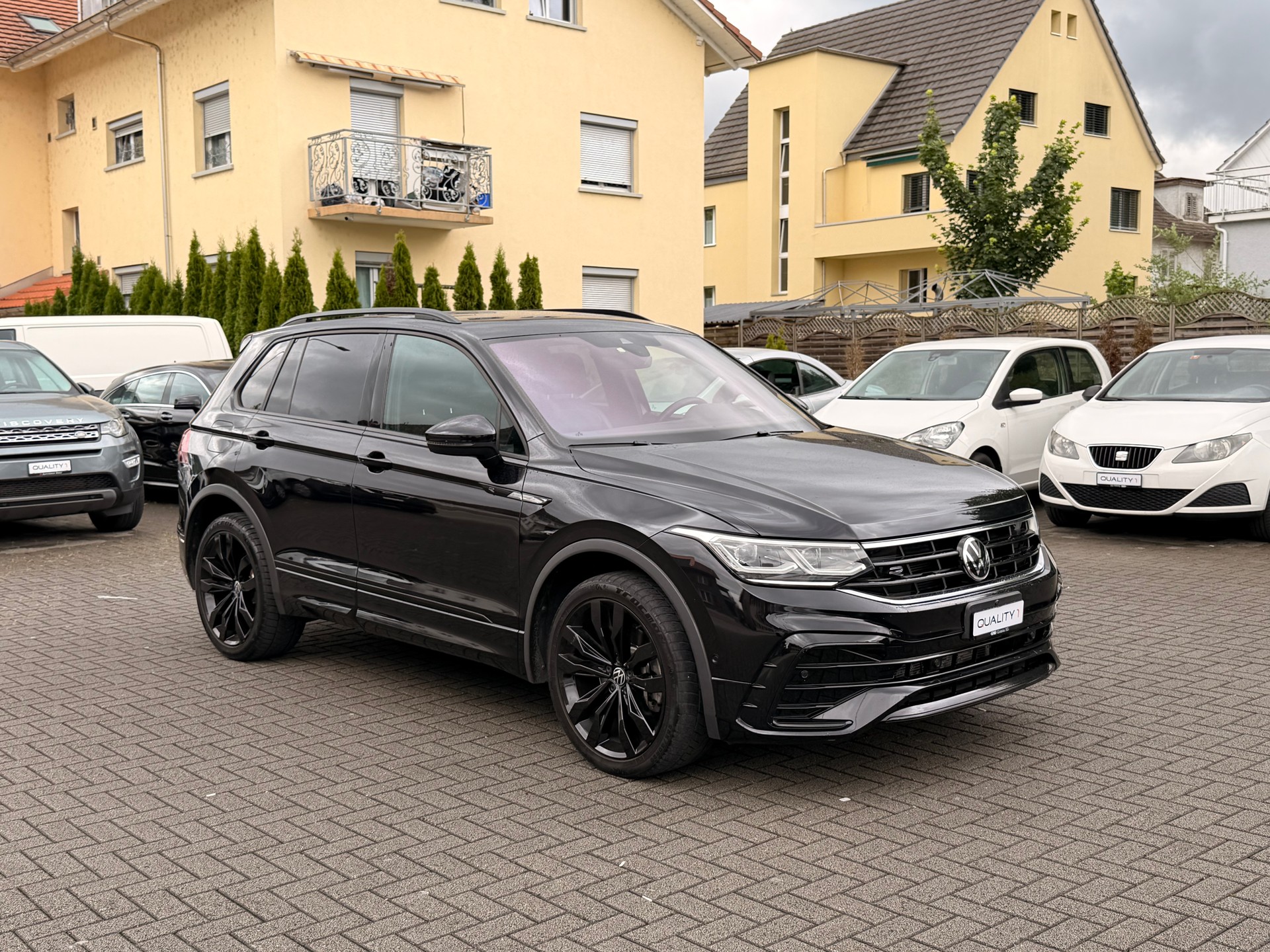 VW Tiguan 2.0 TDI SCR R-Line 4Motion DSG black edition-image-10