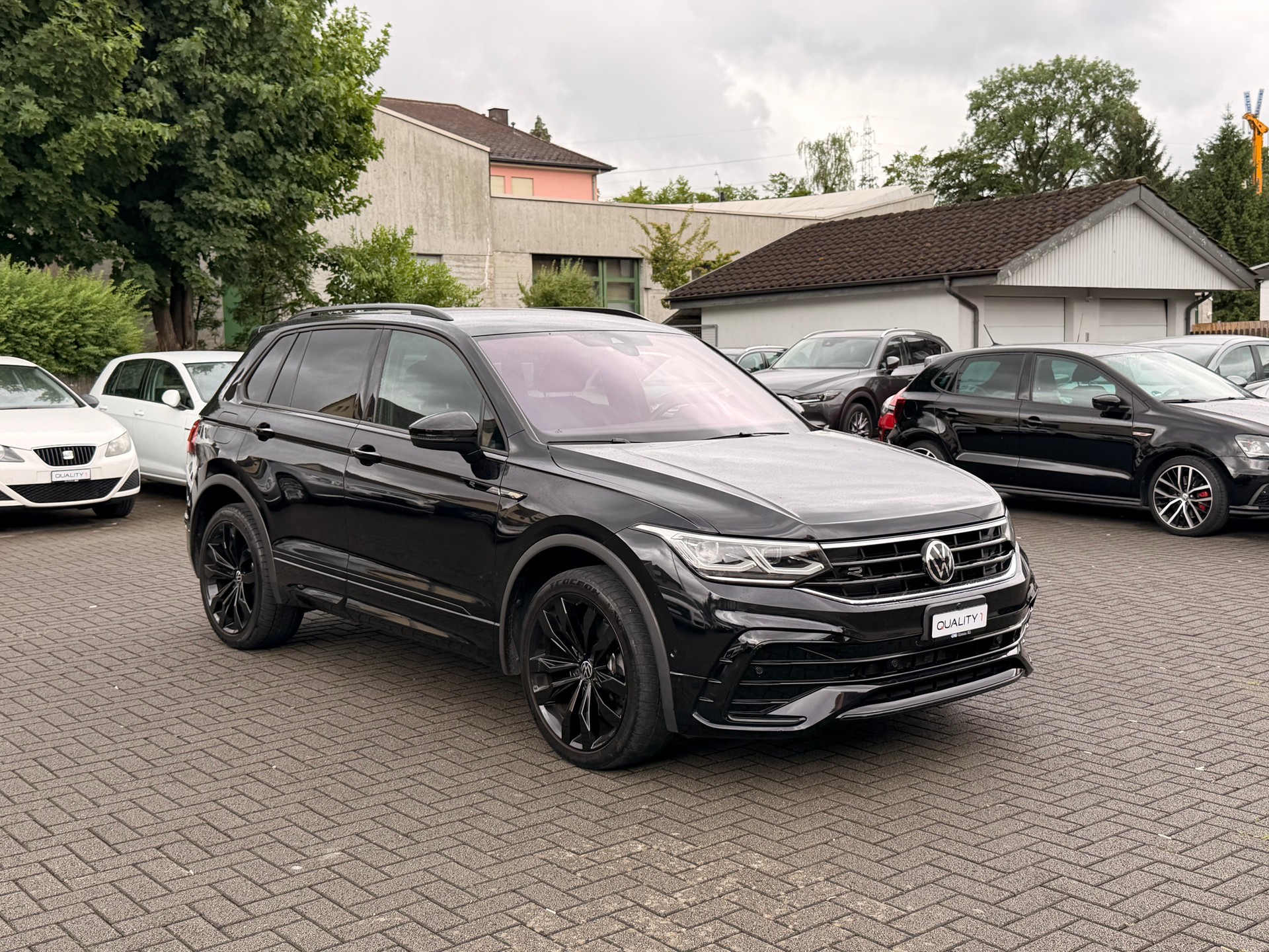 VW Tiguan 2.0 TDI SCR R-Line 4Motion DSG black edition