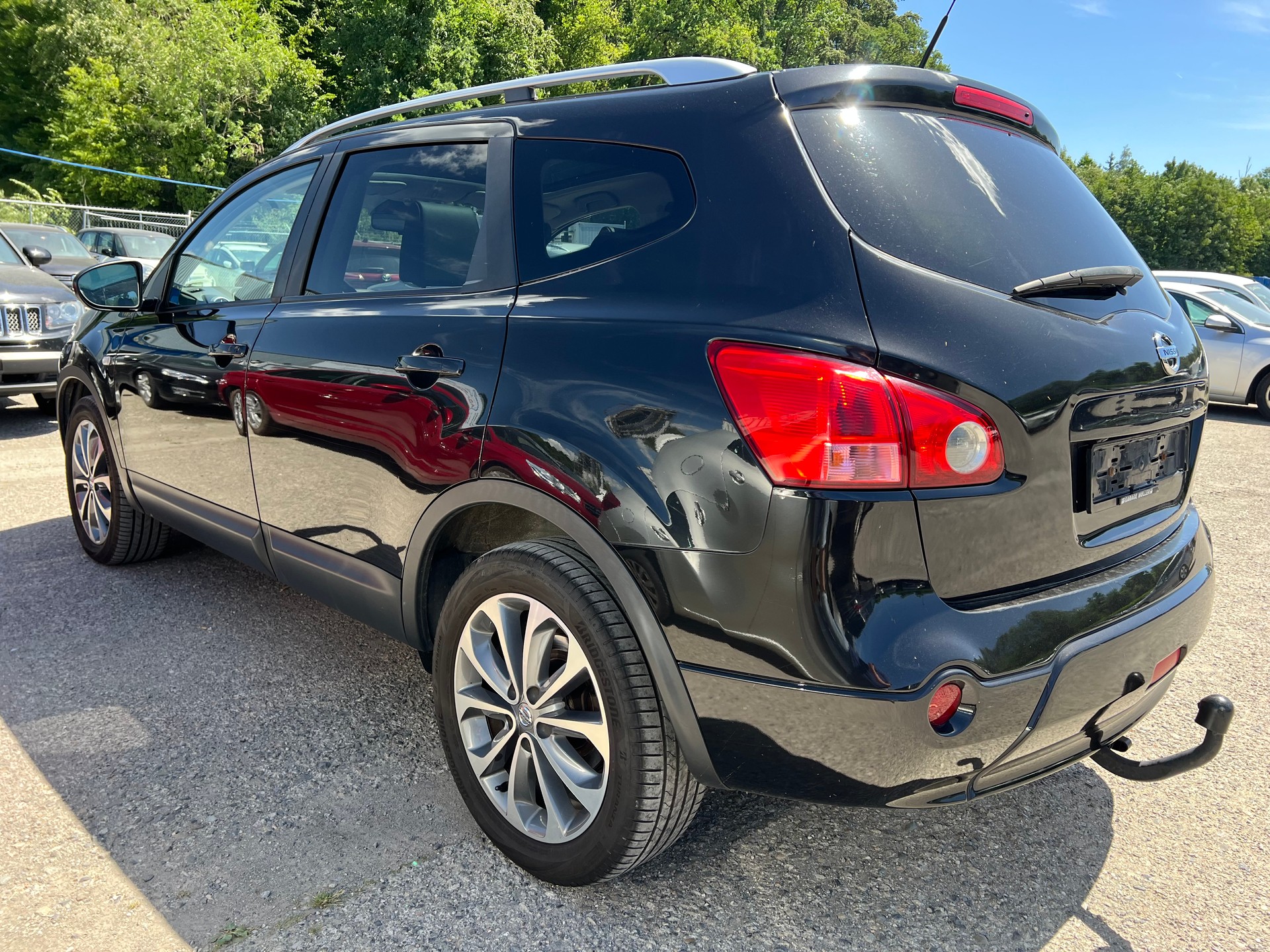 NISSAN Qashqai +2 2.0 dCi 4WD tekna Automatic-image-3