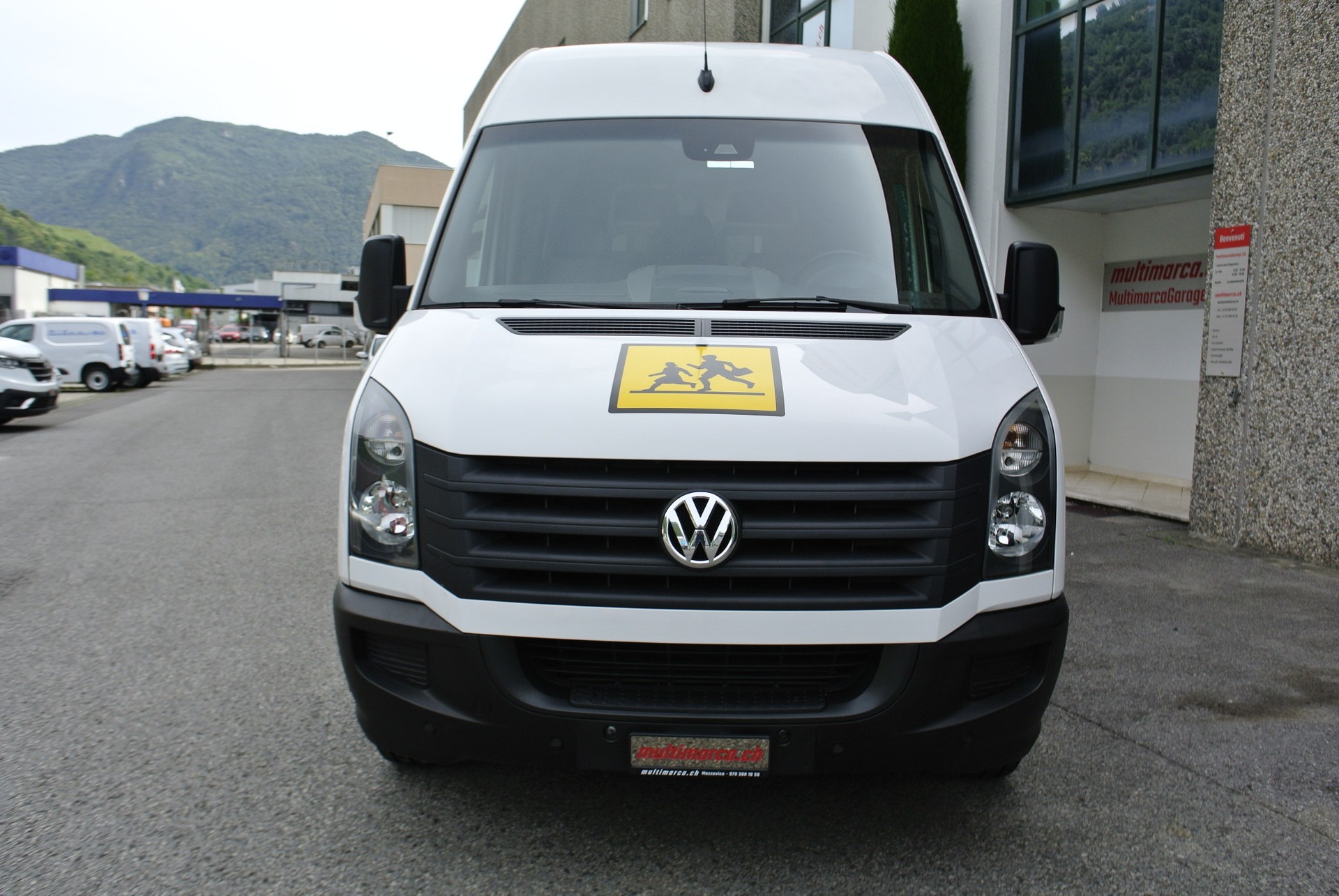 VW Crafter BMT W+B, (Bus 24 Posti)-showroom-element-1