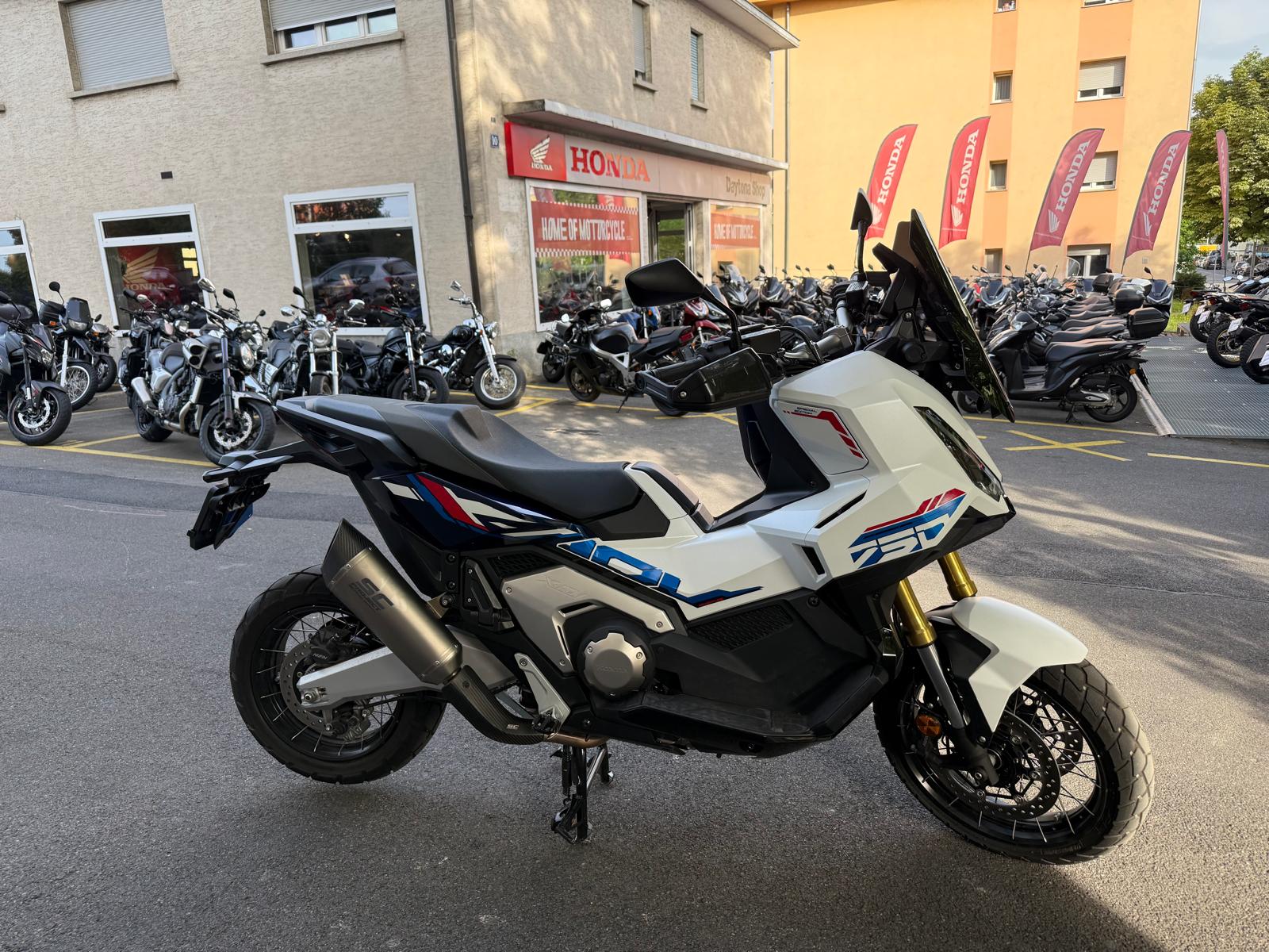HONDA X-ADV 750 (35kW)-image-3