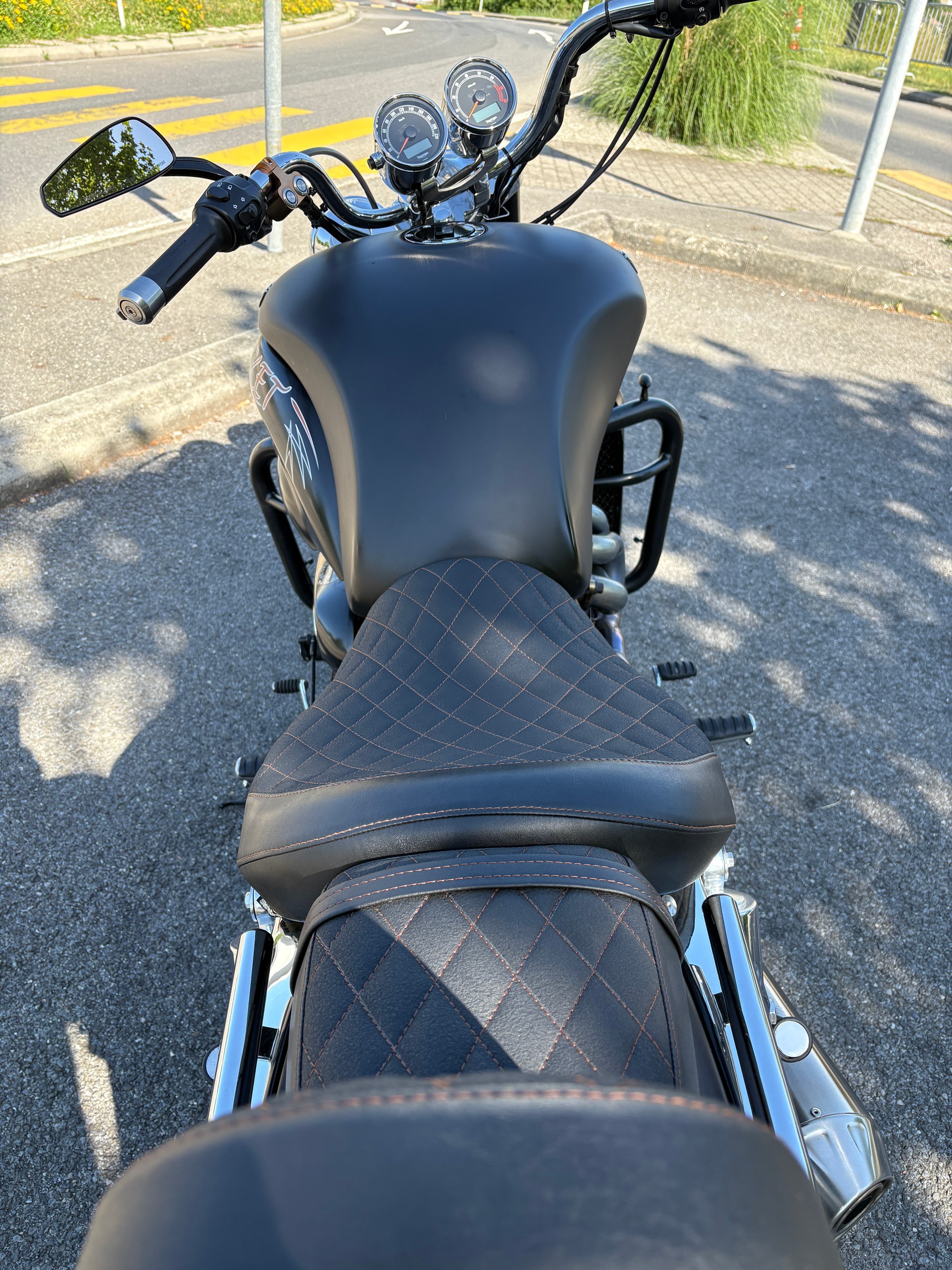 TRIUMPH Roadster-image-5