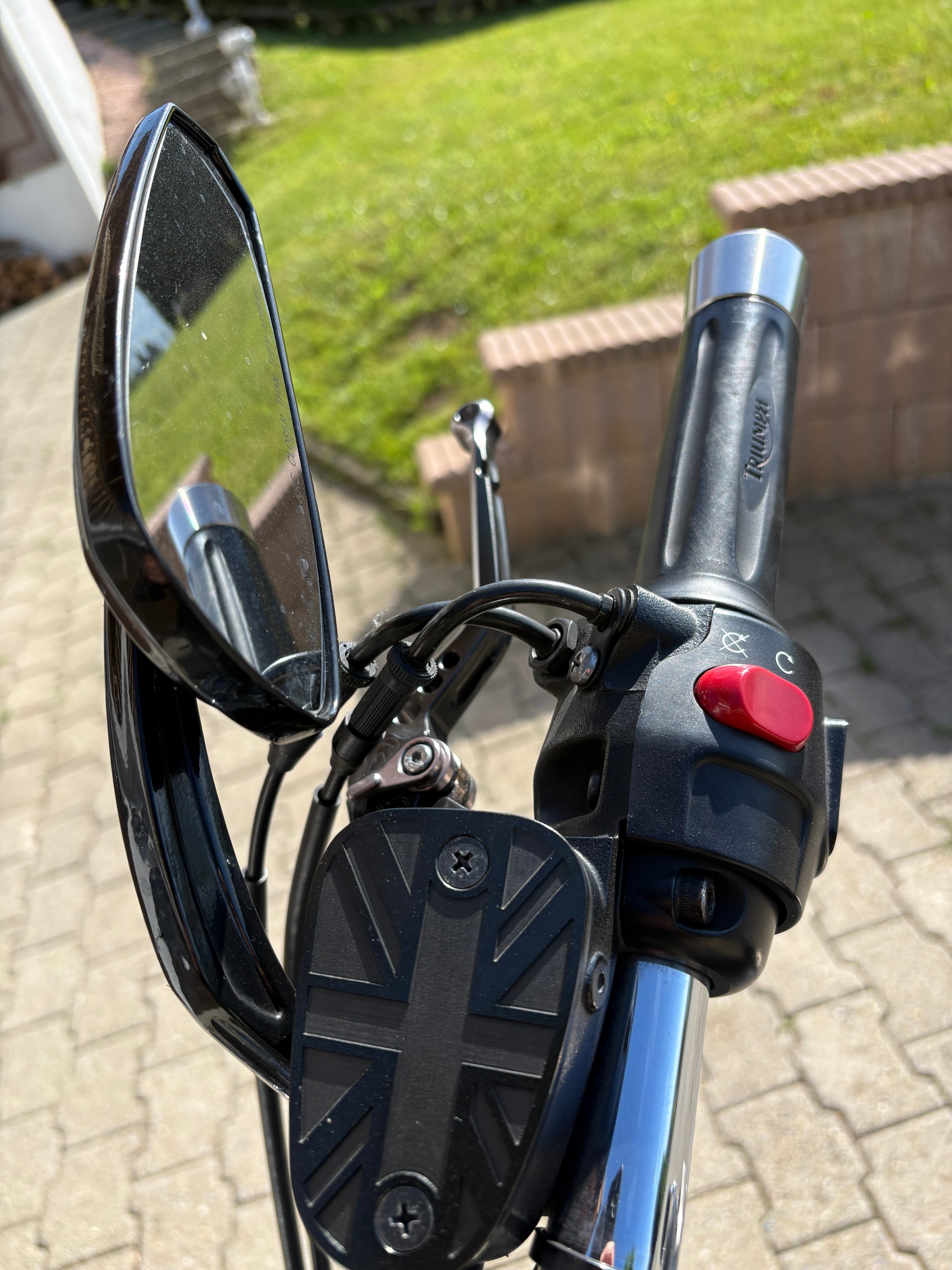 TRIUMPH Roadster-image-2