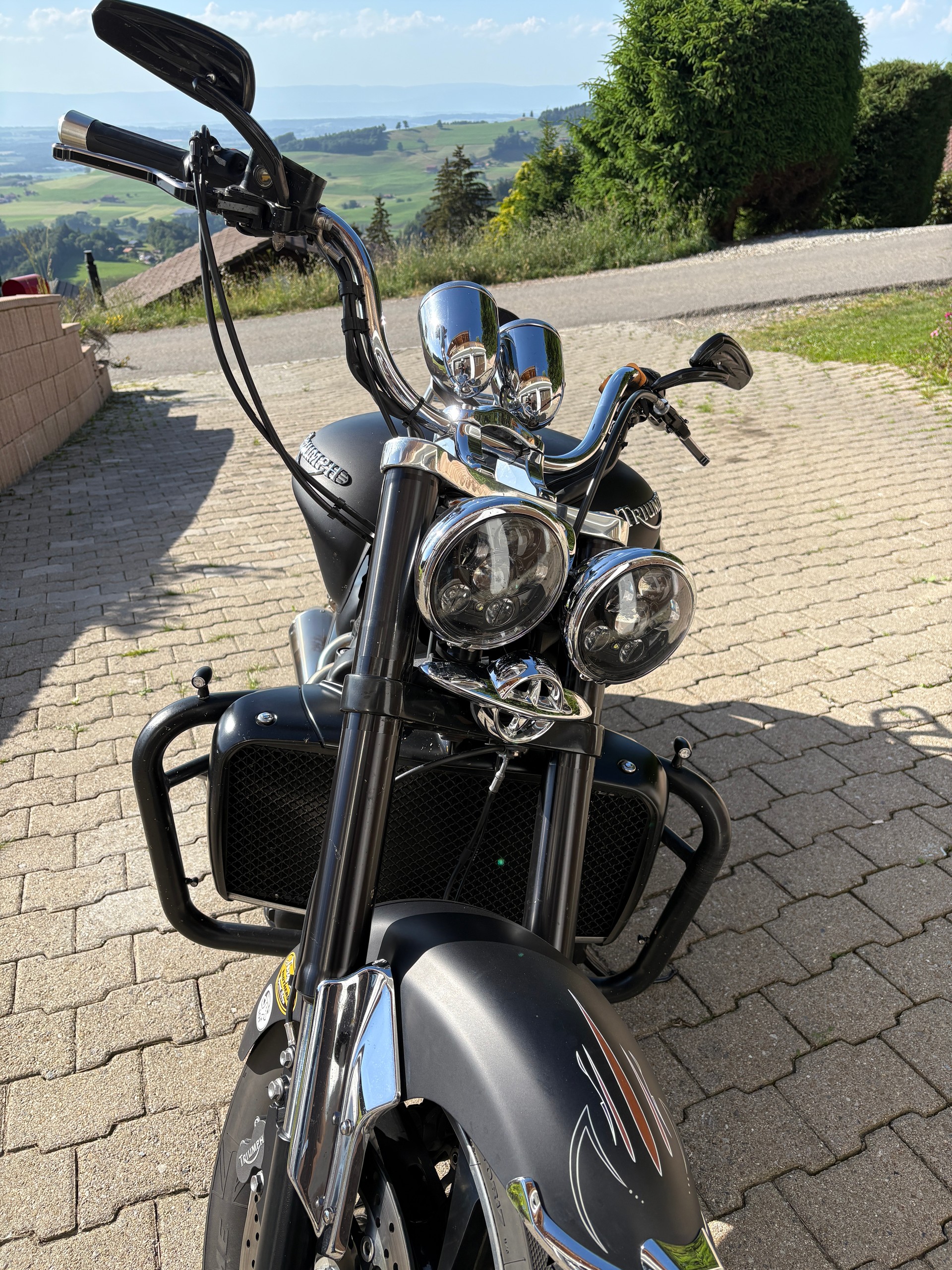 TRIUMPH Roadster-image-6