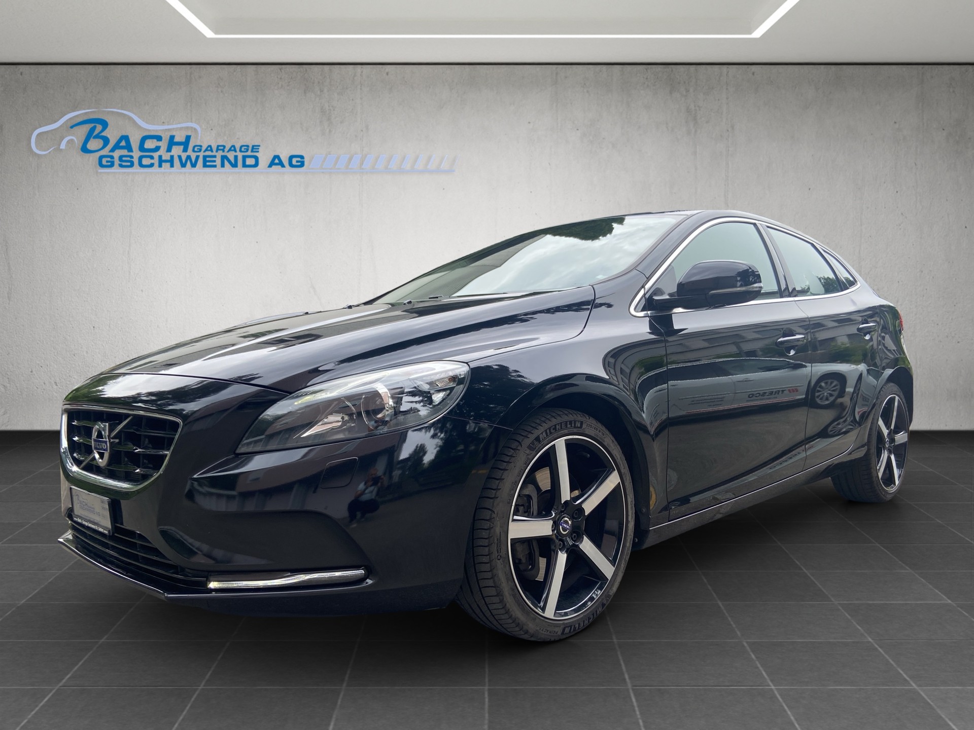 VOLVO V40 D3 Momentum Geartronic