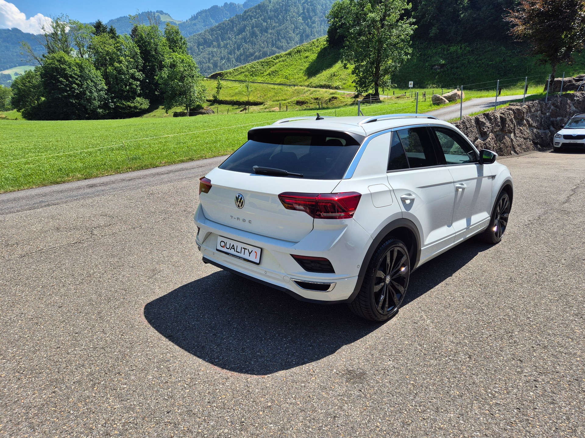 VW T-Roc 1.0 TSI Advance *R-Line*-image-6