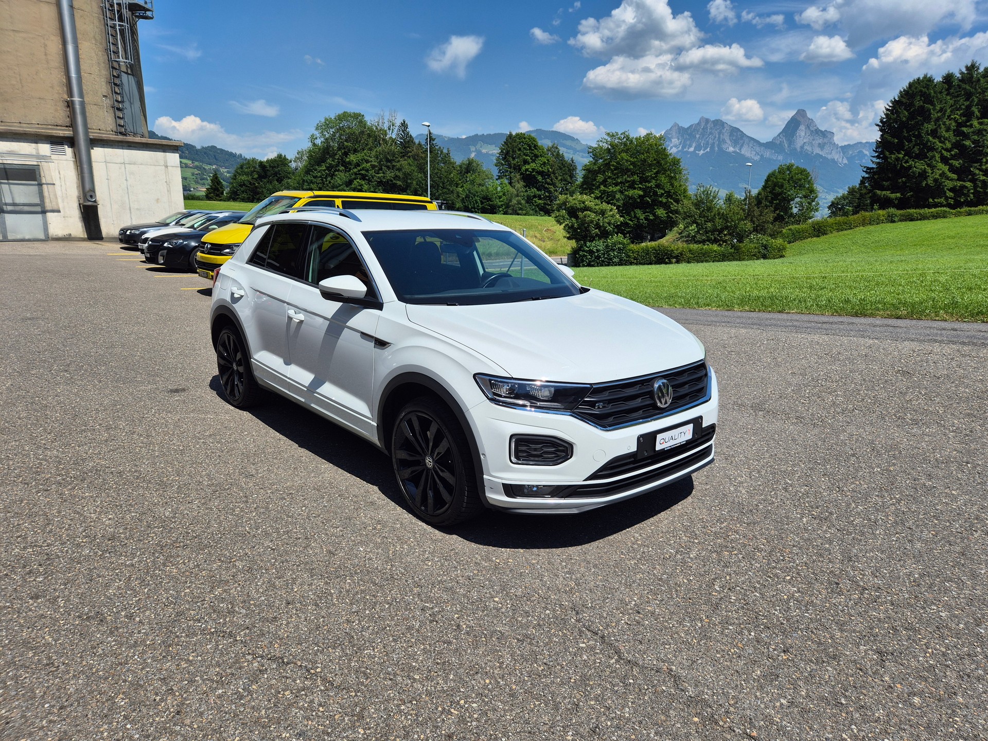 VW T-Roc 1.0 TSI Advance *R-Line*-image-4